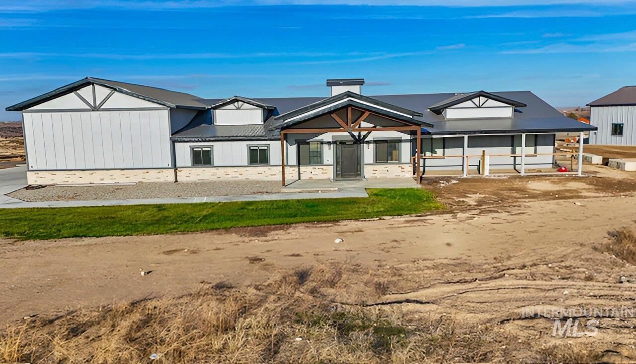 4038 N 3510 E, Kimberly, Idaho 83341, 5 Bedrooms, 4 Bathrooms, Residential For Sale, Price $1,520,200,MLS 98972505