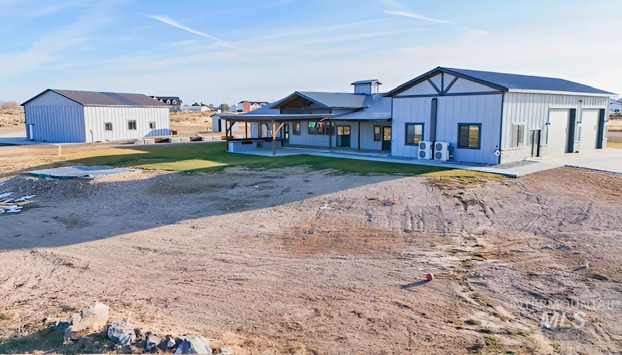 4038 N 3510 E, Kimberly, Idaho 83341, 5 Bedrooms, 4 Bathrooms, Residential For Sale, Price $1,520,200,MLS 98972505