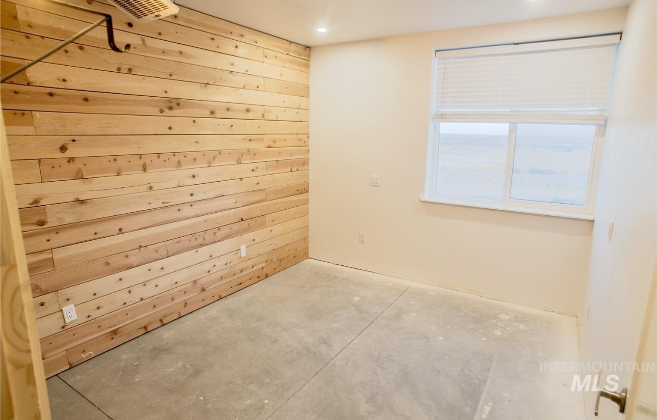 4038 N 3510 E, Kimberly, Idaho 83341, 5 Bedrooms, 4 Bathrooms, Residential For Sale, Price $1,520,200,MLS 98972505