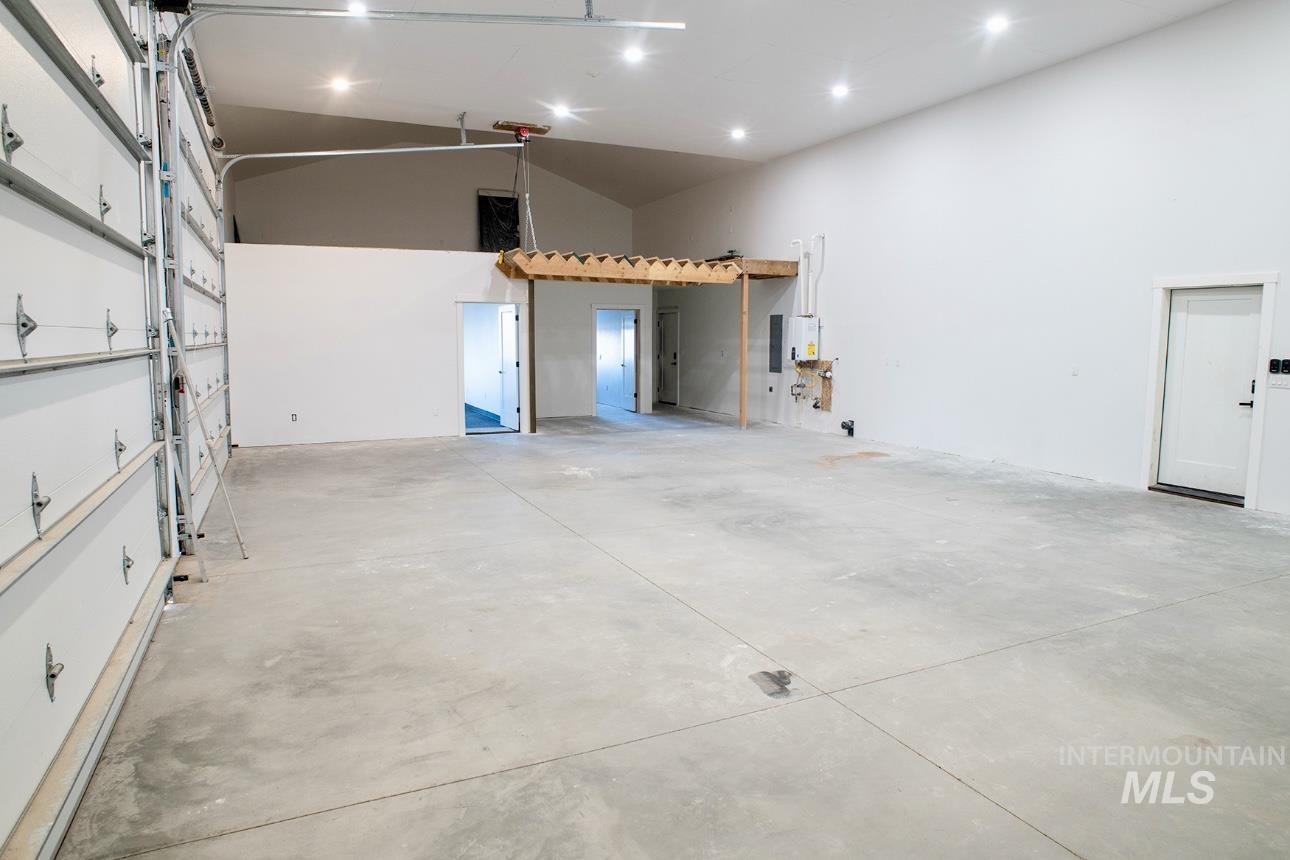 4038 N 3510 E, Kimberly, Idaho 83341, 5 Bedrooms, 4 Bathrooms, Residential For Sale, Price $1,520,200,MLS 98972505