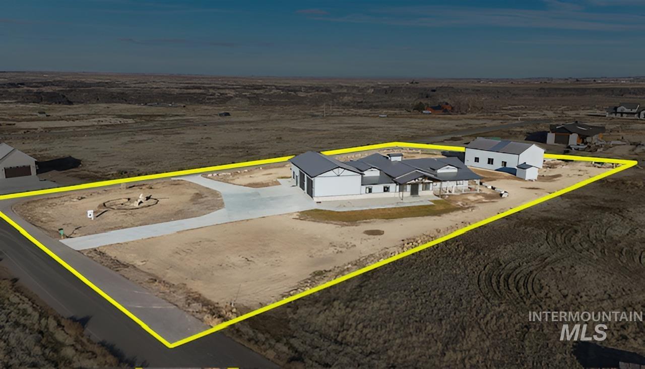 4038 N 3510 E, Kimberly, Idaho 83341, 5 Bedrooms, 4 Bathrooms, Residential For Sale, Price $1,520,200,MLS 98972505