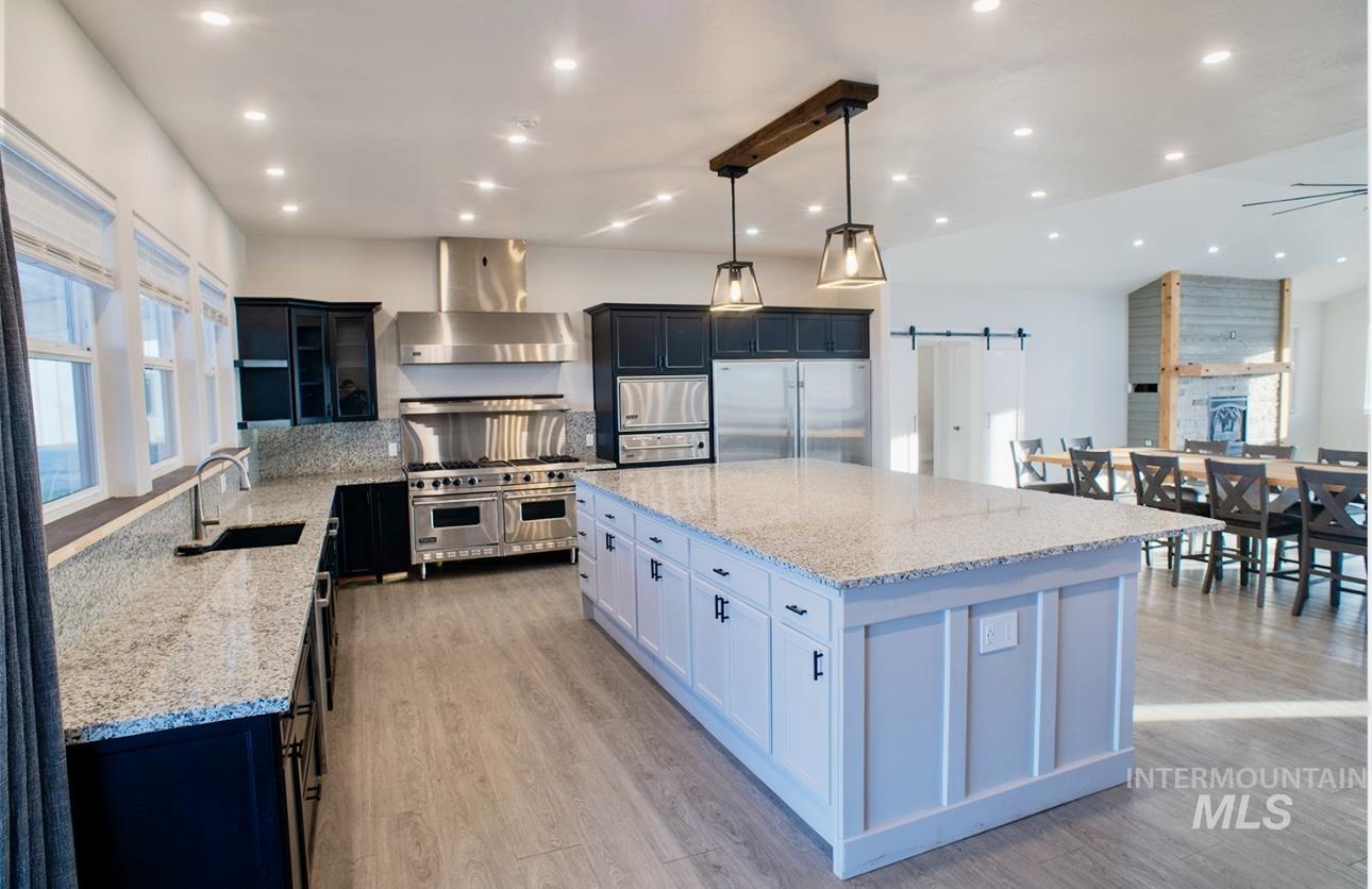 4038 N 3510 E, Kimberly, Idaho 83341, 5 Bedrooms, 4 Bathrooms, Residential For Sale, Price $1,520,200,MLS 98972505