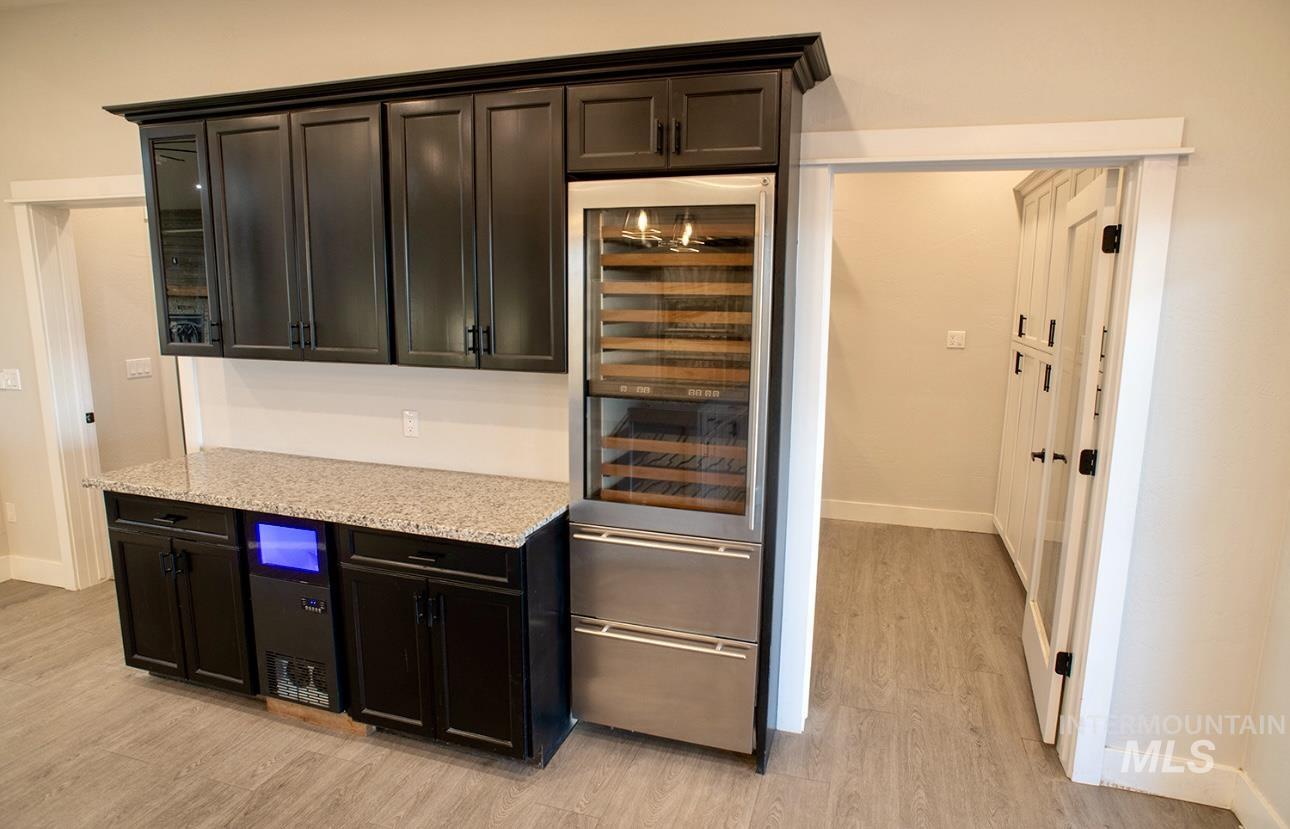 4038 N 3510 E, Kimberly, Idaho 83341, 5 Bedrooms, 4 Bathrooms, Residential For Sale, Price $1,520,200,MLS 98972505