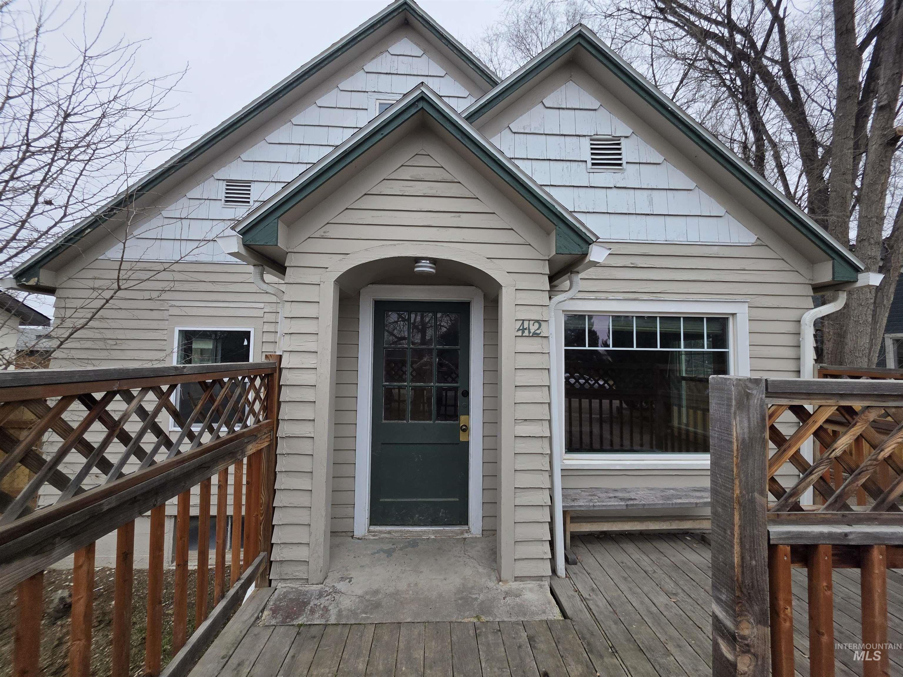 412 Maple Street, Nampa, Idaho 83686, 5 Bedrooms, 2 Bathrooms, Residential For Sale, Price $305,500,MLS 98972507