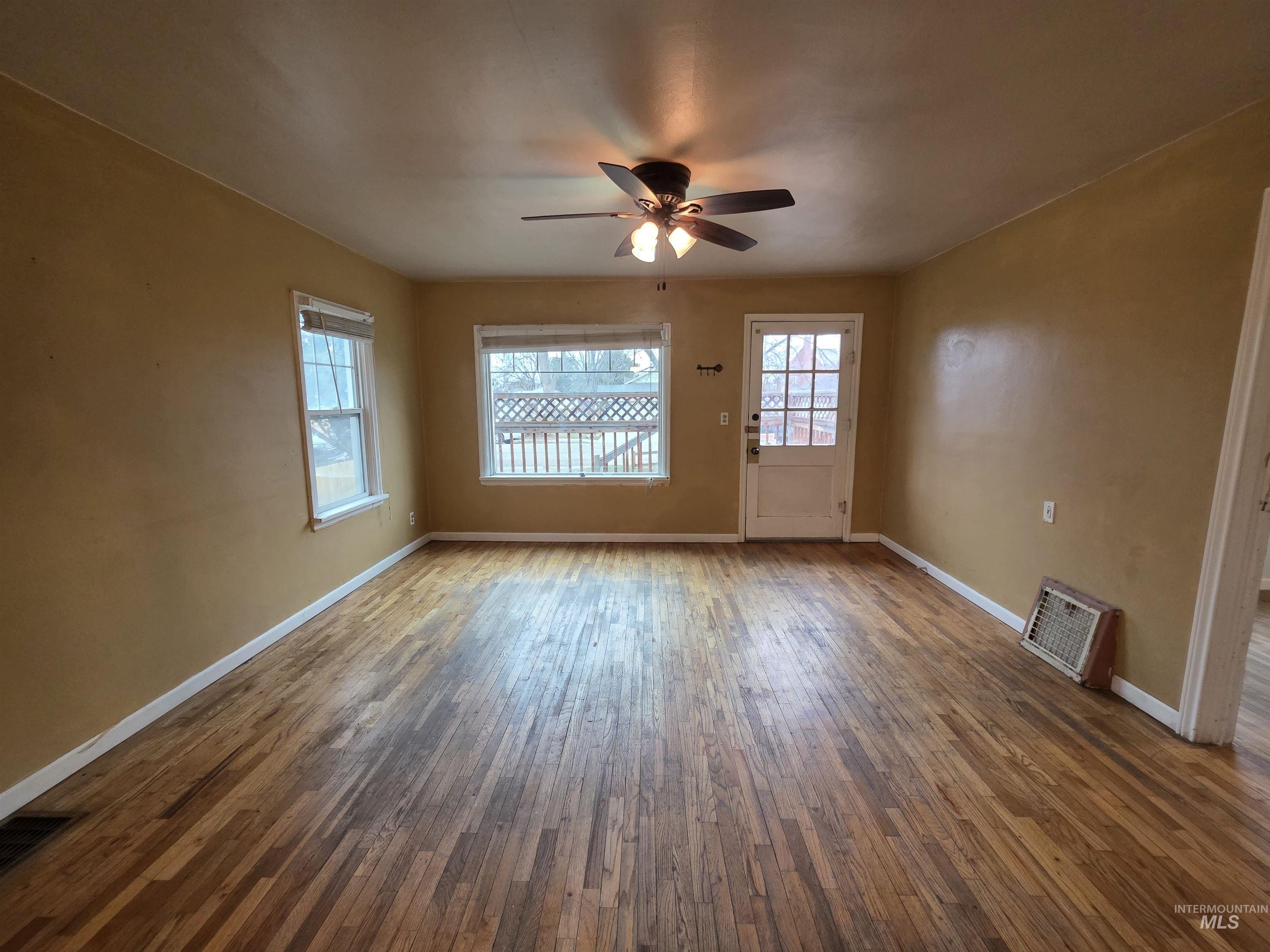 412 Maple Street, Nampa, Idaho 83686, 5 Bedrooms, 2 Bathrooms, Residential For Sale, Price $349,850,MLS 98972507