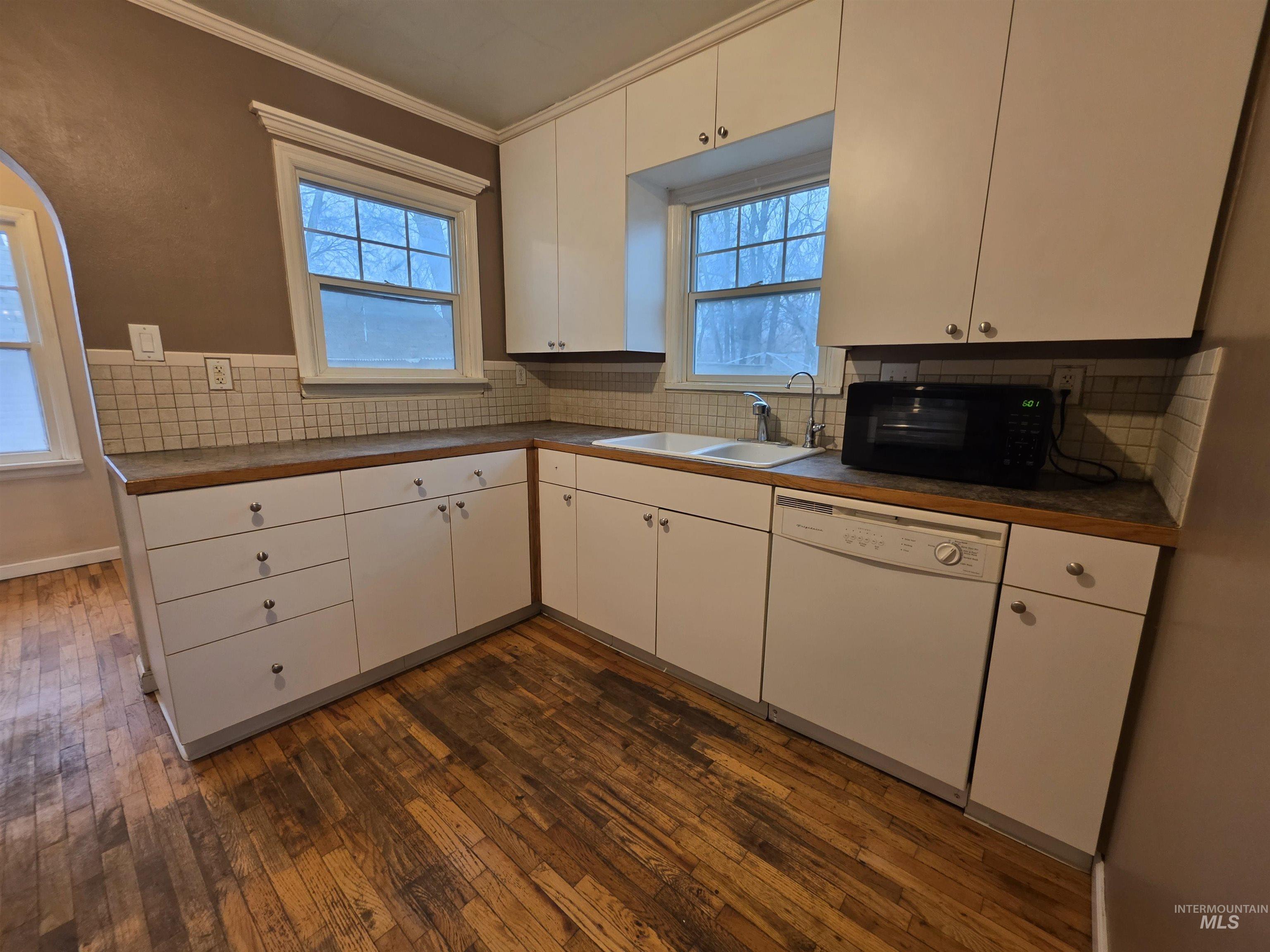 412 Maple Street, Nampa, Idaho 83686, 5 Bedrooms, 2 Bathrooms, Residential For Sale, Price $349,850,MLS 98972507