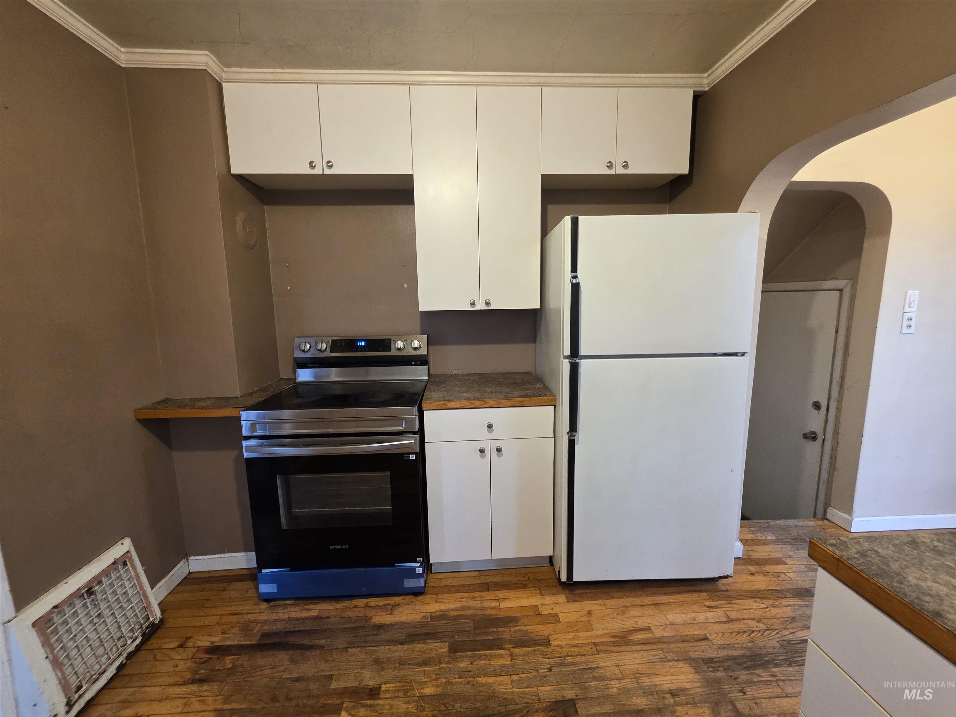 412 Maple Street, Nampa, Idaho 83686, 5 Bedrooms, 2 Bathrooms, Residential For Sale, Price $349,850,MLS 98972507