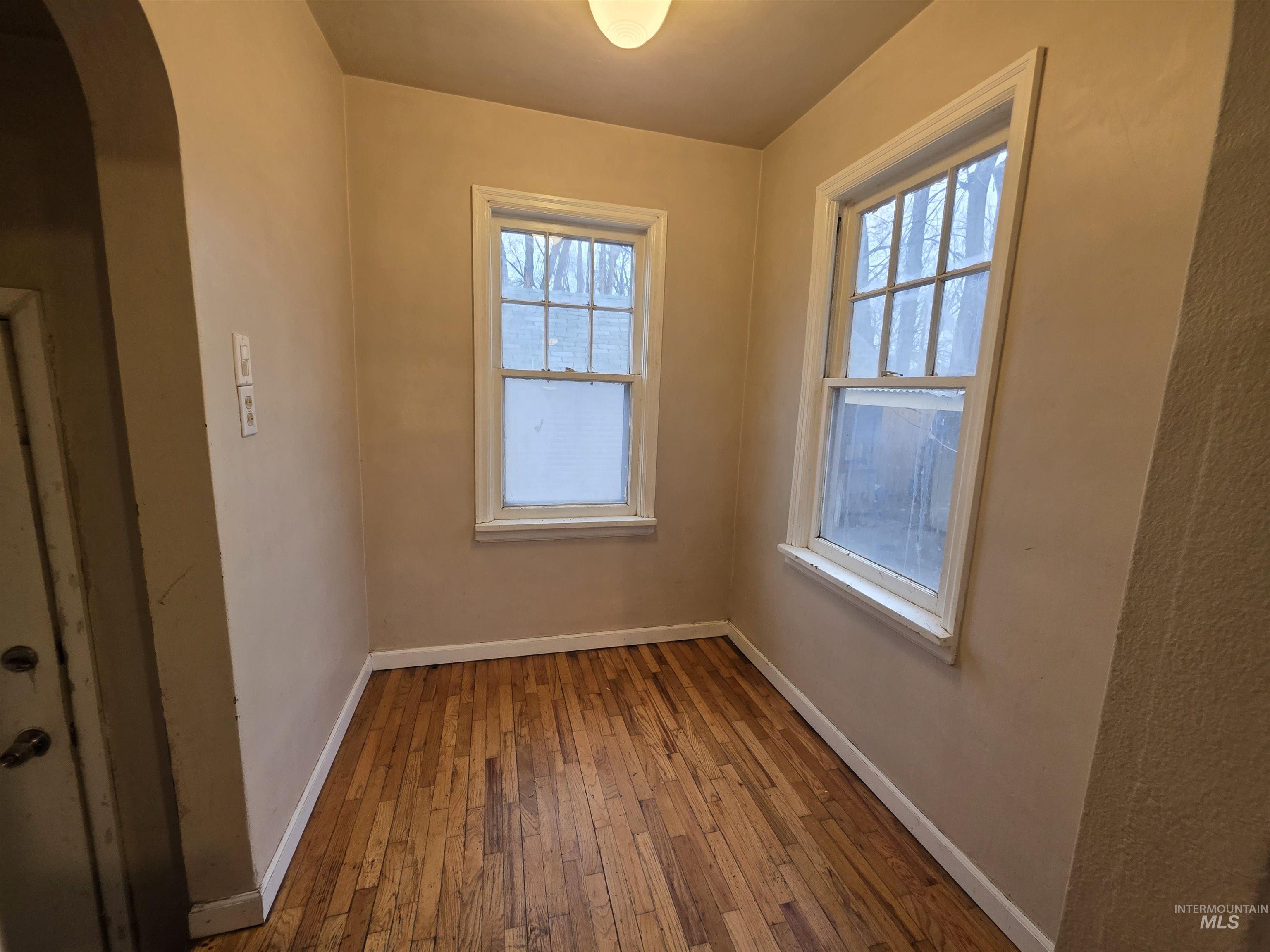 412 Maple Street, Nampa, Idaho 83686, 5 Bedrooms, 2 Bathrooms, Residential For Sale, Price $349,850,MLS 98972507