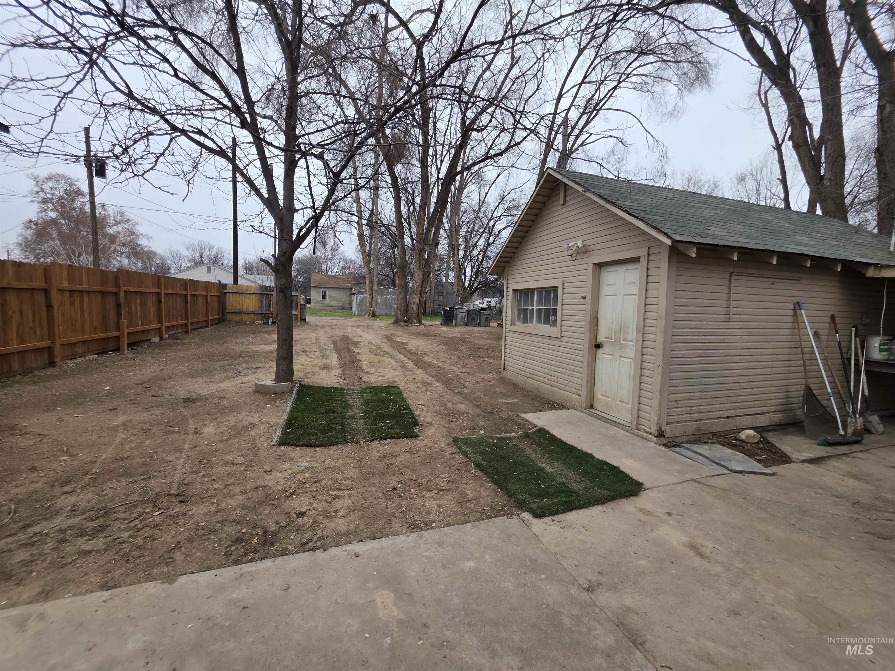 412 Maple Street, Nampa, Idaho 83686, 5 Bedrooms, 2 Bathrooms, Residential For Sale, Price $349,850,MLS 98972507