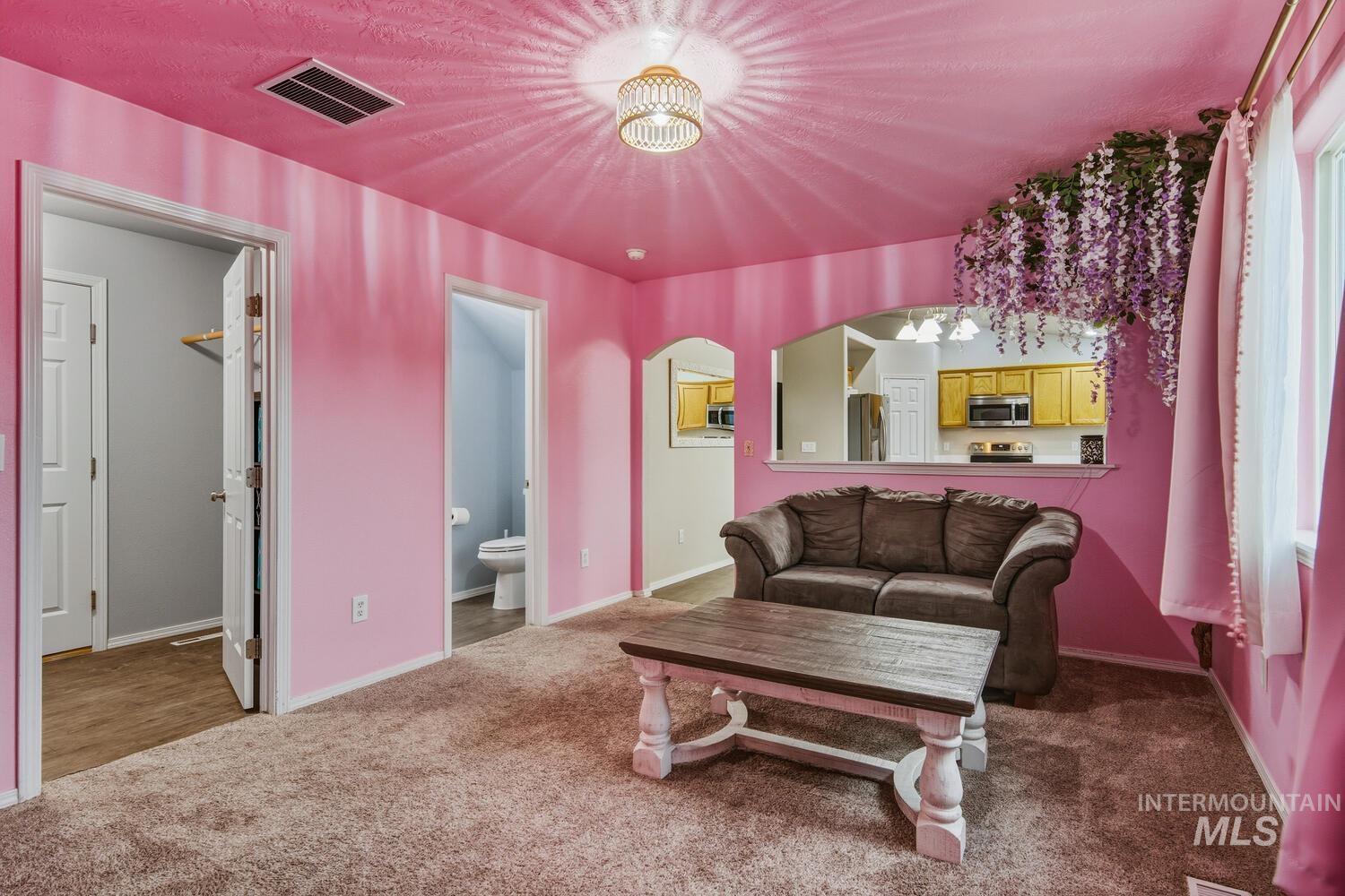 67 N Brandywine, Nampa, Idaho 83651, 4 Bedrooms, 2.5 Bathrooms, Residential For Sale, Price $399,900,MLS 98972508