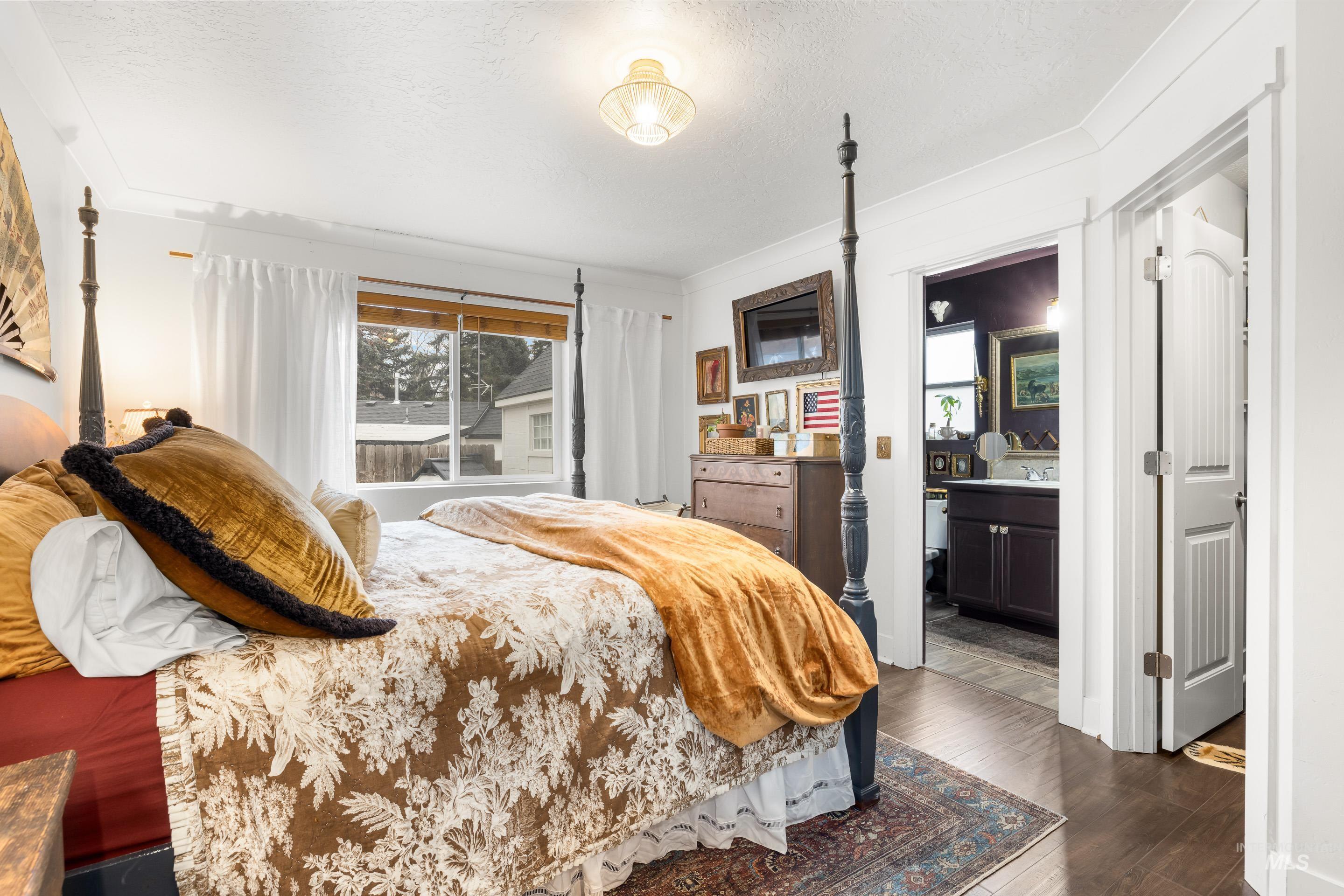 1001 Homestead Dr, Emmett, Idaho 83617, 4 Bedrooms, 2 Bathrooms, Residential For Sale, Price $405,000,MLS 98972509