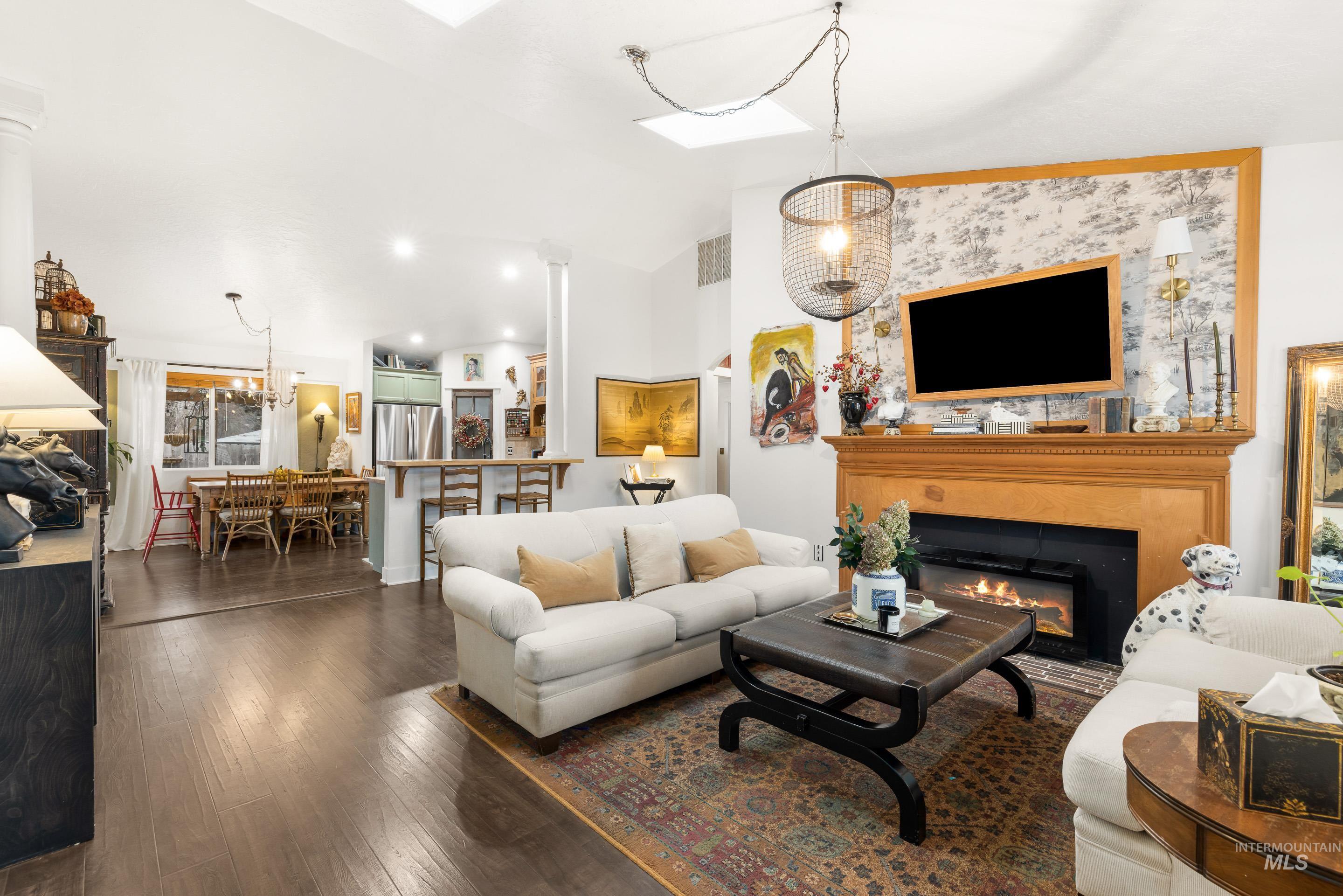 1001 Homestead Dr, Emmett, Idaho 83617, 4 Bedrooms, 2 Bathrooms, Residential For Sale, Price $405,000,MLS 98972509