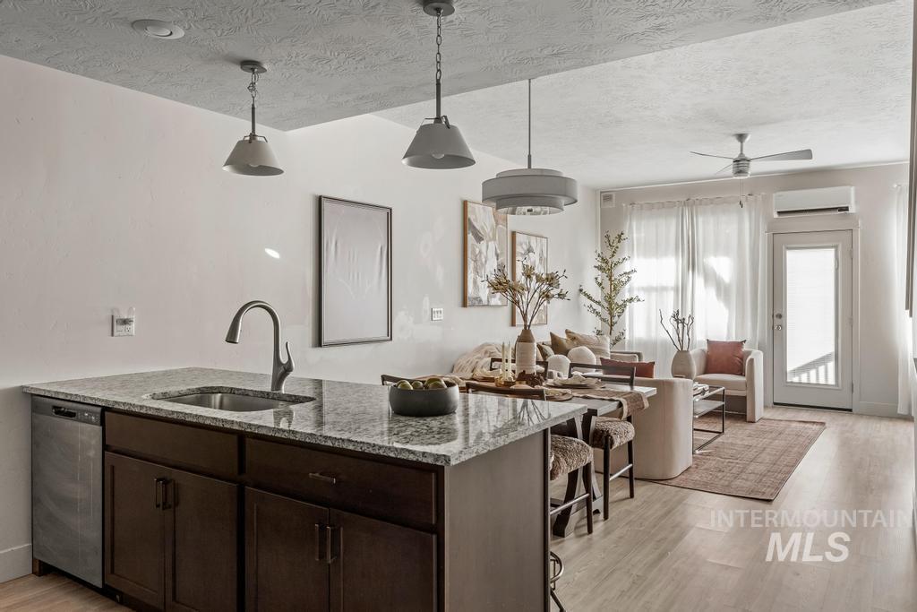 212 Broken Pine Ln, McCall, Idaho 83638, 3 Bedrooms, 3 Bathrooms, Residential For Sale, Price $539,900,MLS 98972510