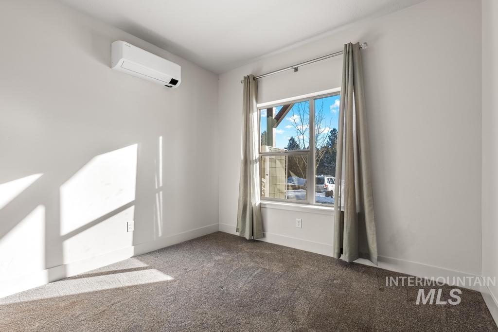 212 Broken Pine Ln, McCall, Idaho 83638, 3 Bedrooms, 3 Bathrooms, Residential For Sale, Price $539,900,MLS 98972510