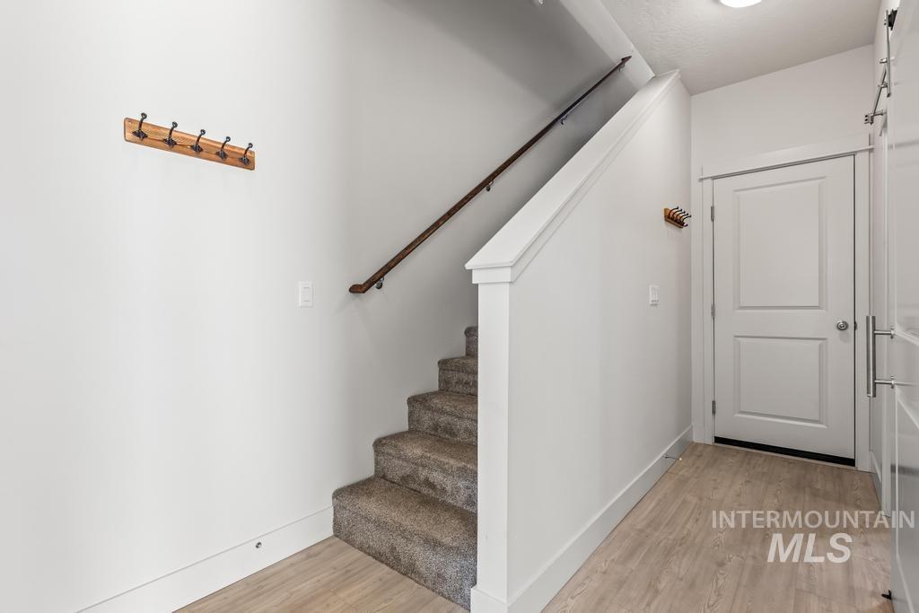 212 Broken Pine Ln, McCall, Idaho 83638, 3 Bedrooms, 3 Bathrooms, Residential For Sale, Price $539,900,MLS 98972510