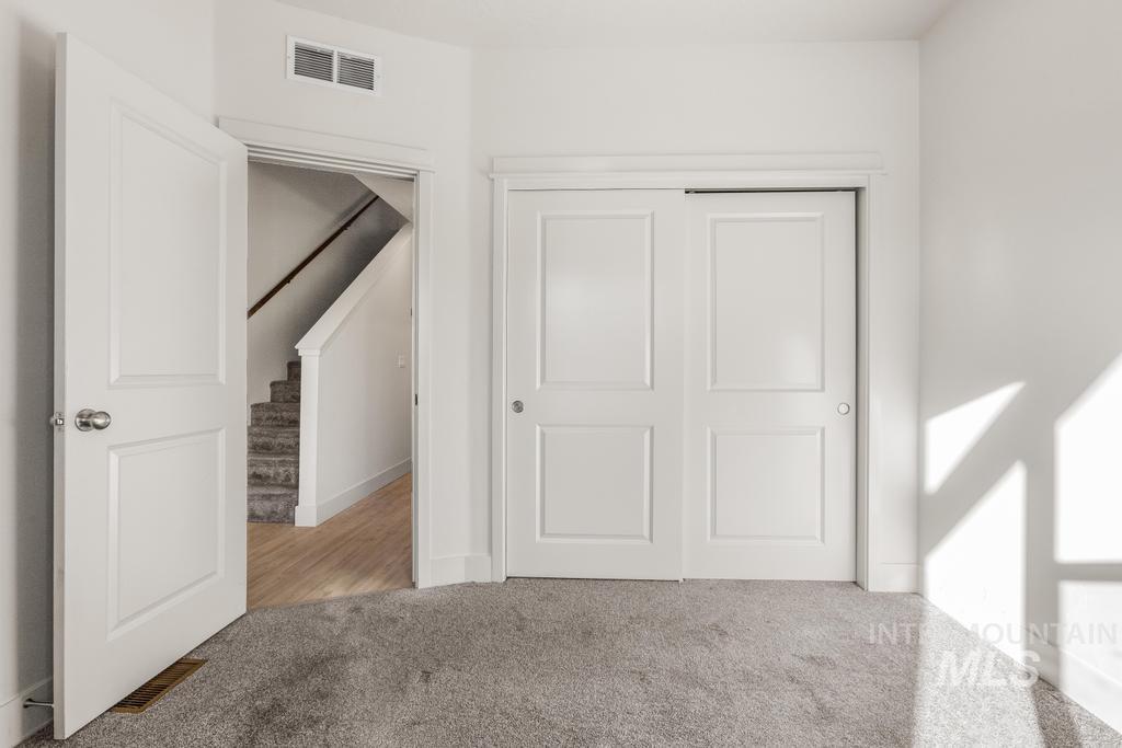 212 Broken Pine Ln, McCall, Idaho 83638, 3 Bedrooms, 3 Bathrooms, Residential For Sale, Price $539,900,MLS 98972510