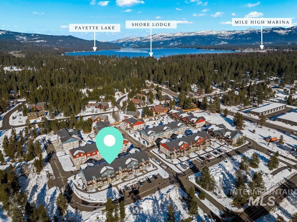 212 Broken Pine Ln, McCall, Idaho 83638, 3 Bedrooms, 3 Bathrooms, Residential For Sale, Price $539,900,MLS 98972510