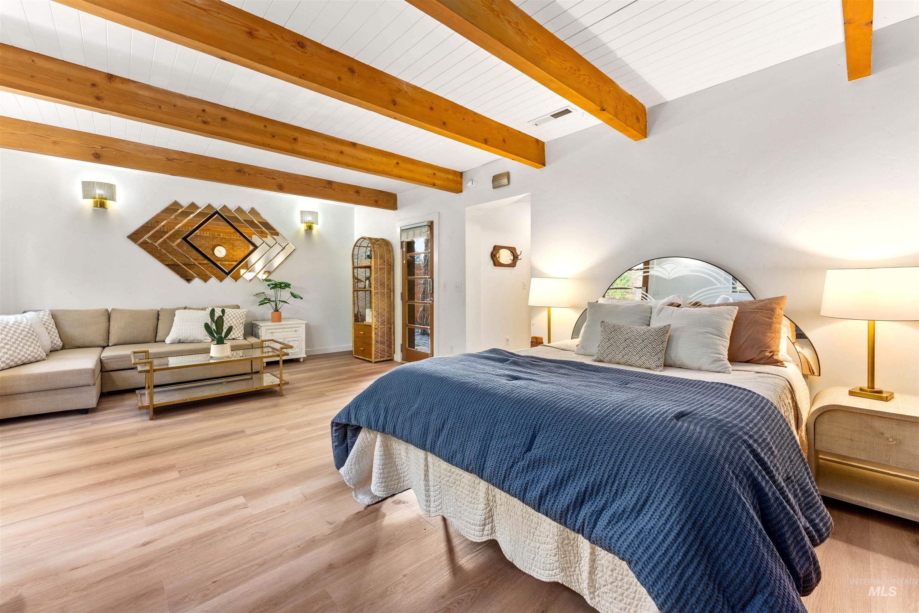 1526/1524 S Lincoln Ave, Boise, Idaho 83706, 4 Bedrooms, 3 Bathrooms, Residential Income For Sale, Price $1,199,000,MLS 98972512