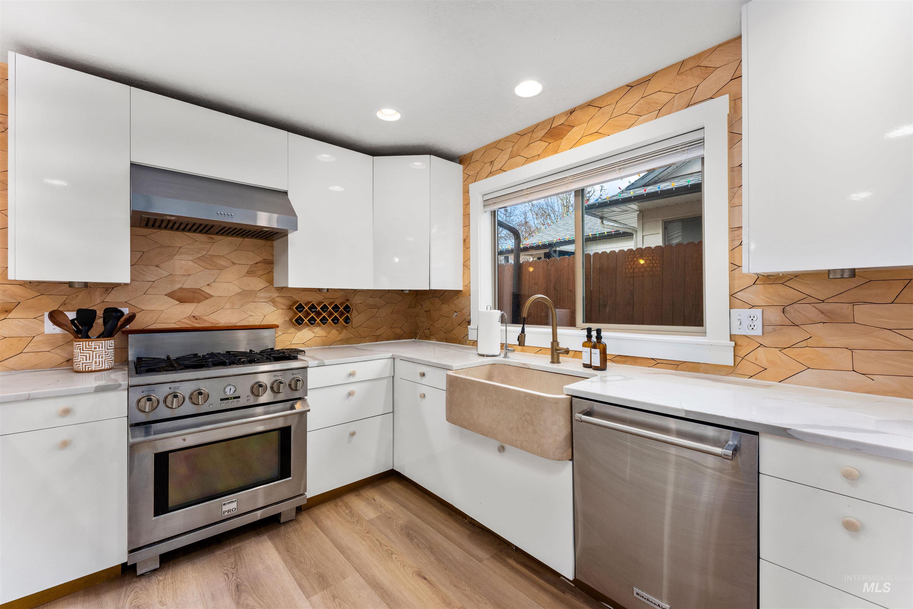 1526/1524 S Lincoln Ave, Boise, Idaho 83706, 4 Bedrooms, 3 Bathrooms, Residential Income For Sale, Price $1,199,000,MLS 98972512