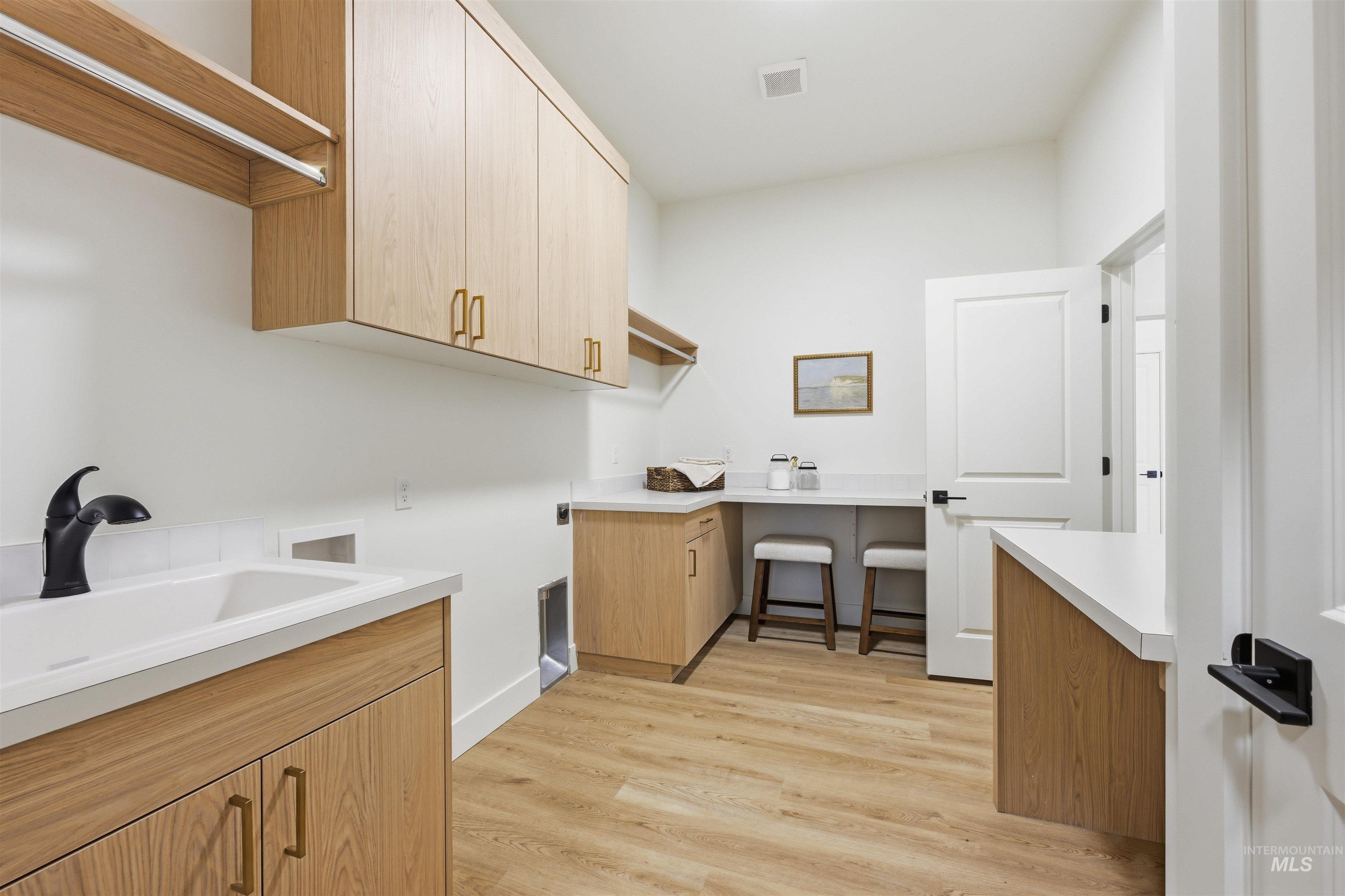 495 W Millstone St, Middleton, Idaho 83644, 3 Bedrooms, 2 Bathrooms, Residential For Sale, Price $608,900, 98972513