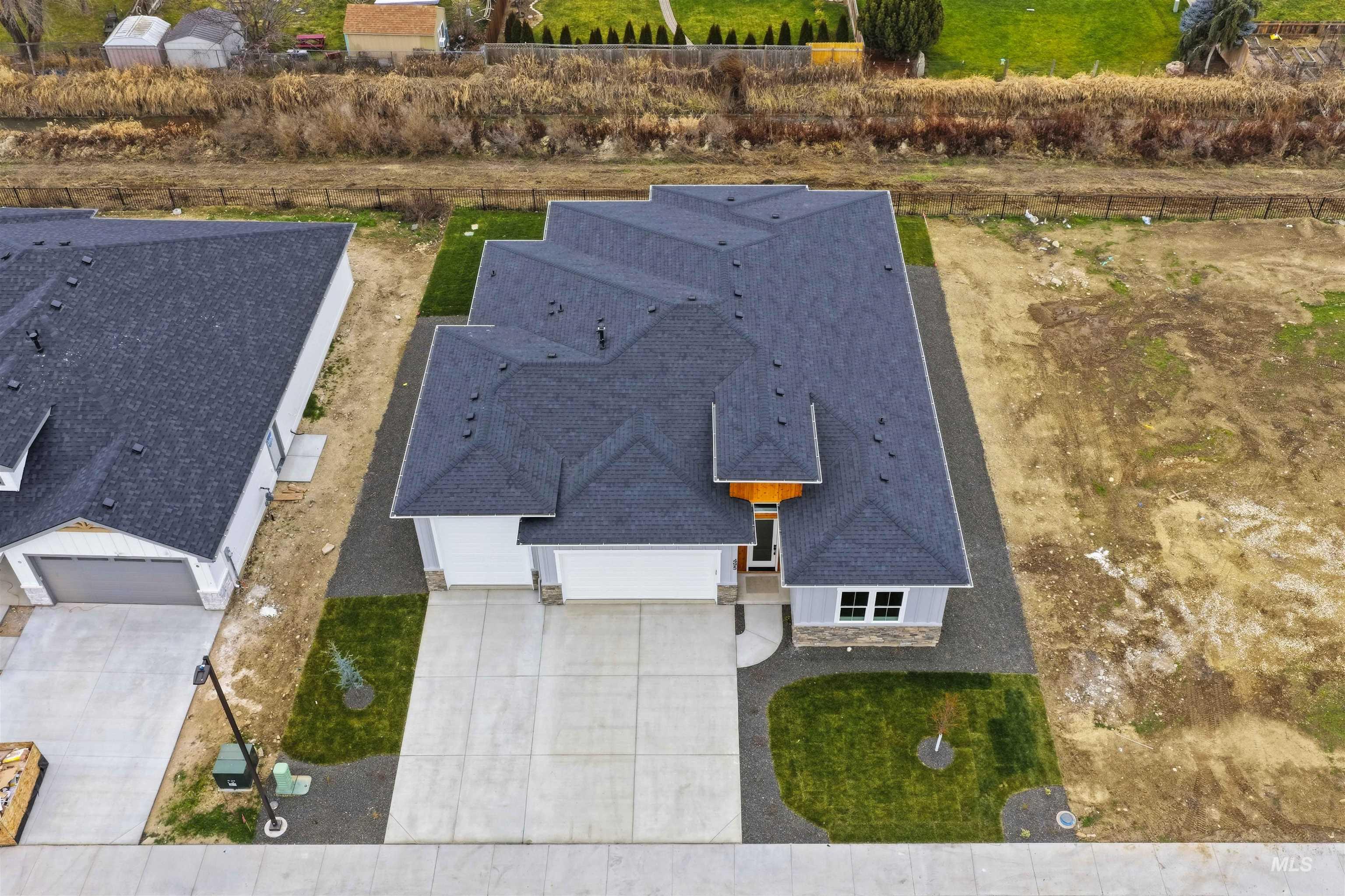 495 W Millstone St, Middleton, Idaho 83644, 3 Bedrooms, 2 Bathrooms, Residential For Sale, Price $654,900,MLS 98972513