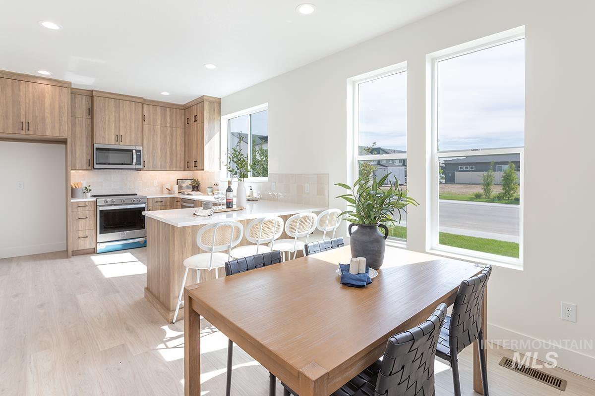 1445 N Webb Way, Meridian, Idaho 83642-9180, 3 Bedrooms, 2.5 Bathrooms, Residential For Sale, Price $409,900,MLS 98972514