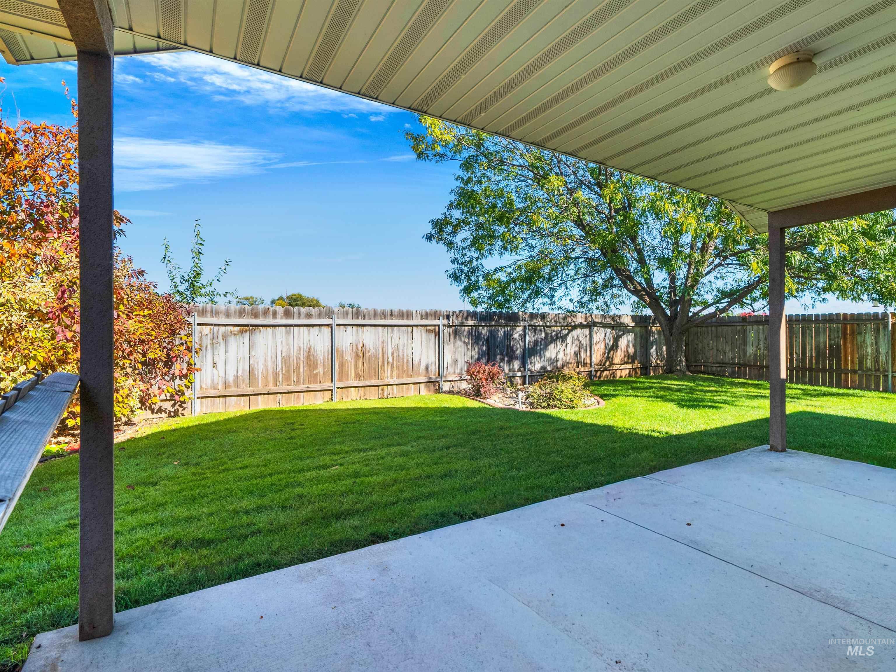 344 E Rose Lake Dr, Middleton, Idaho 83644, 3 Bedrooms, 2 Bathrooms, Residential For Sale, Price $395,000,MLS 98972515