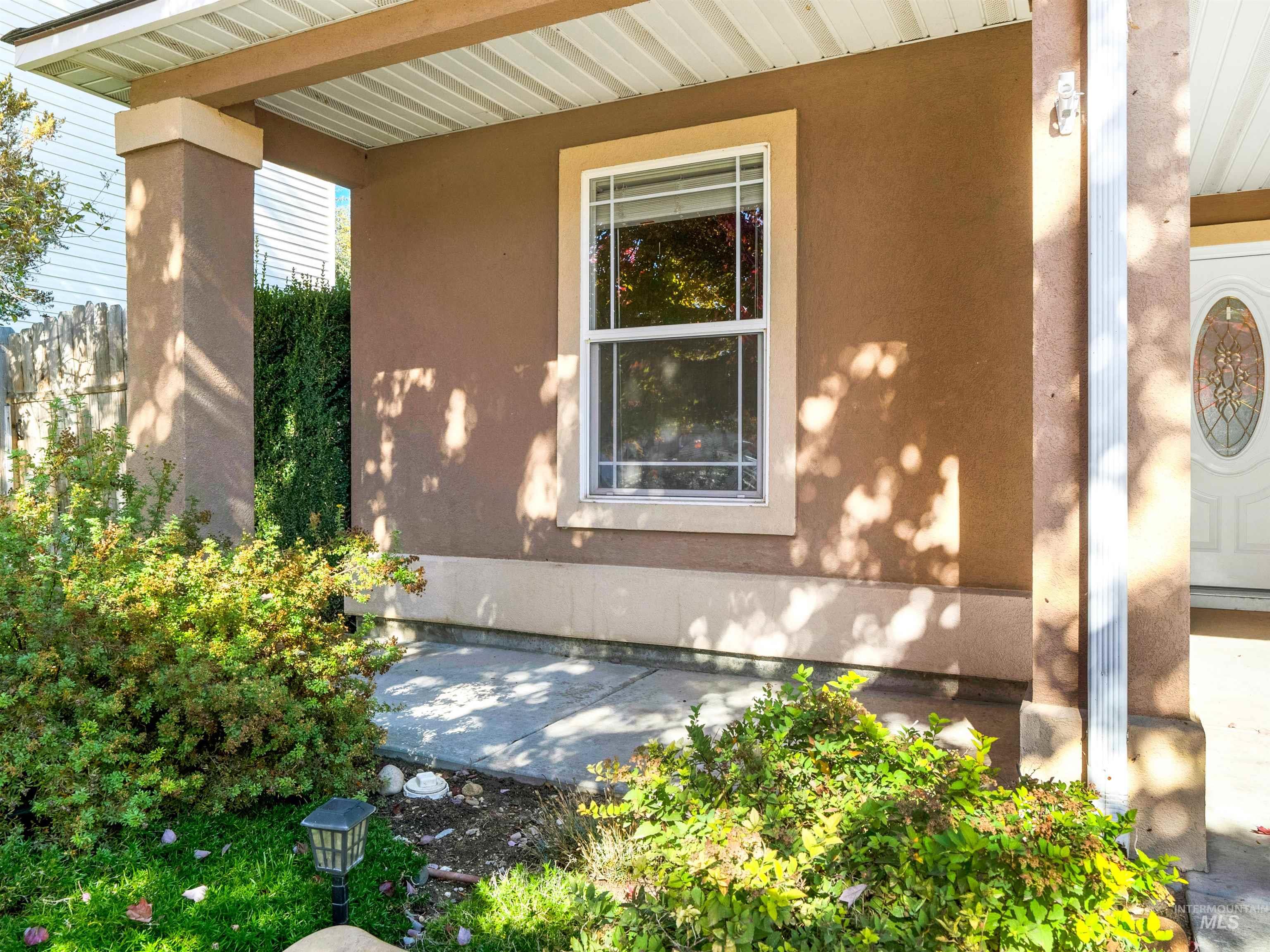 344 E Rose Lake Dr, Middleton, Idaho 83644, 3 Bedrooms, 2 Bathrooms, Residential For Sale, Price $395,000,MLS 98972515