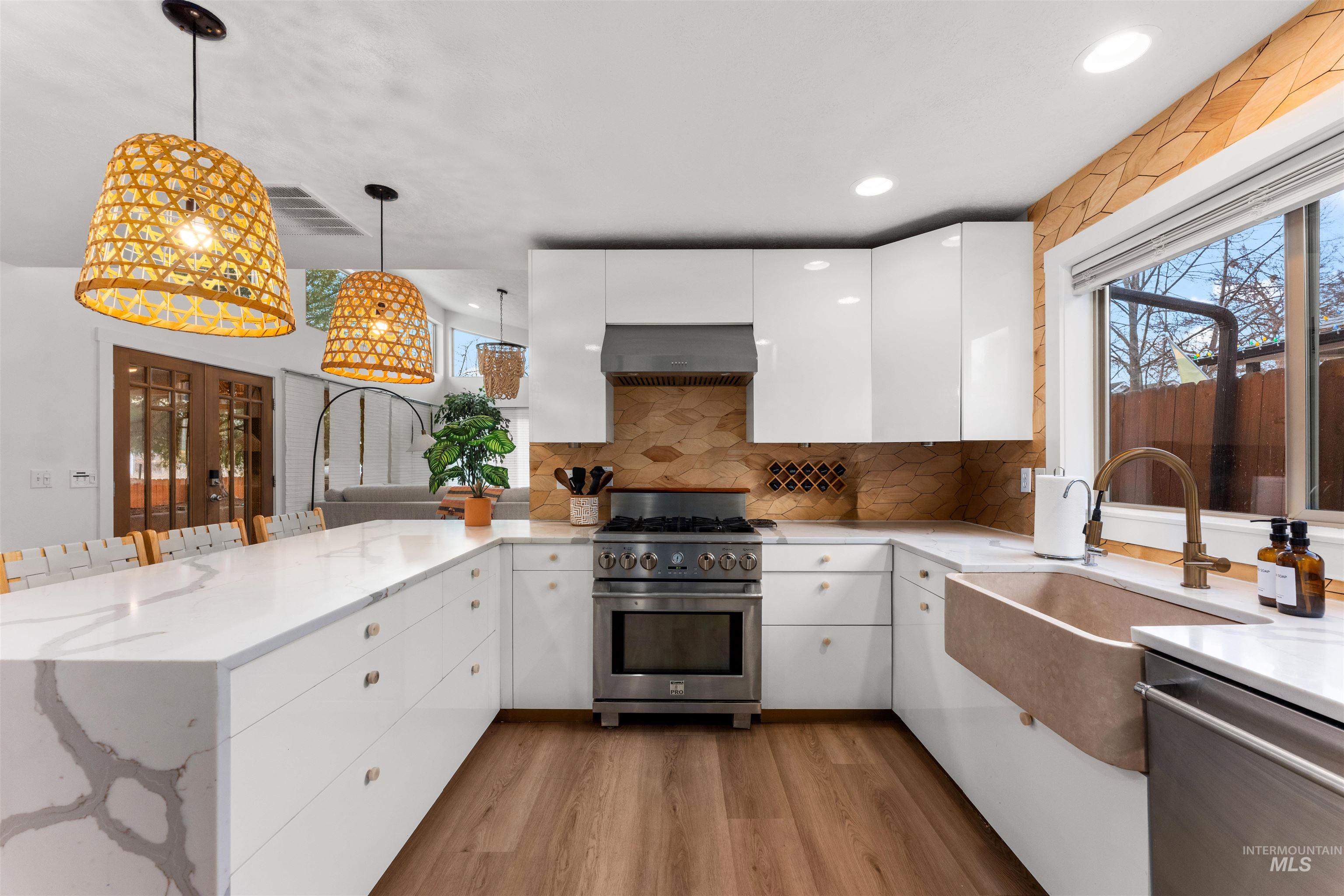 1526/1524 S Lincoln Ave, Boise, Idaho 83706, 5 Bedrooms, 4 Bathrooms, Residential For Sale, Price $1,199,000,MLS 98972516