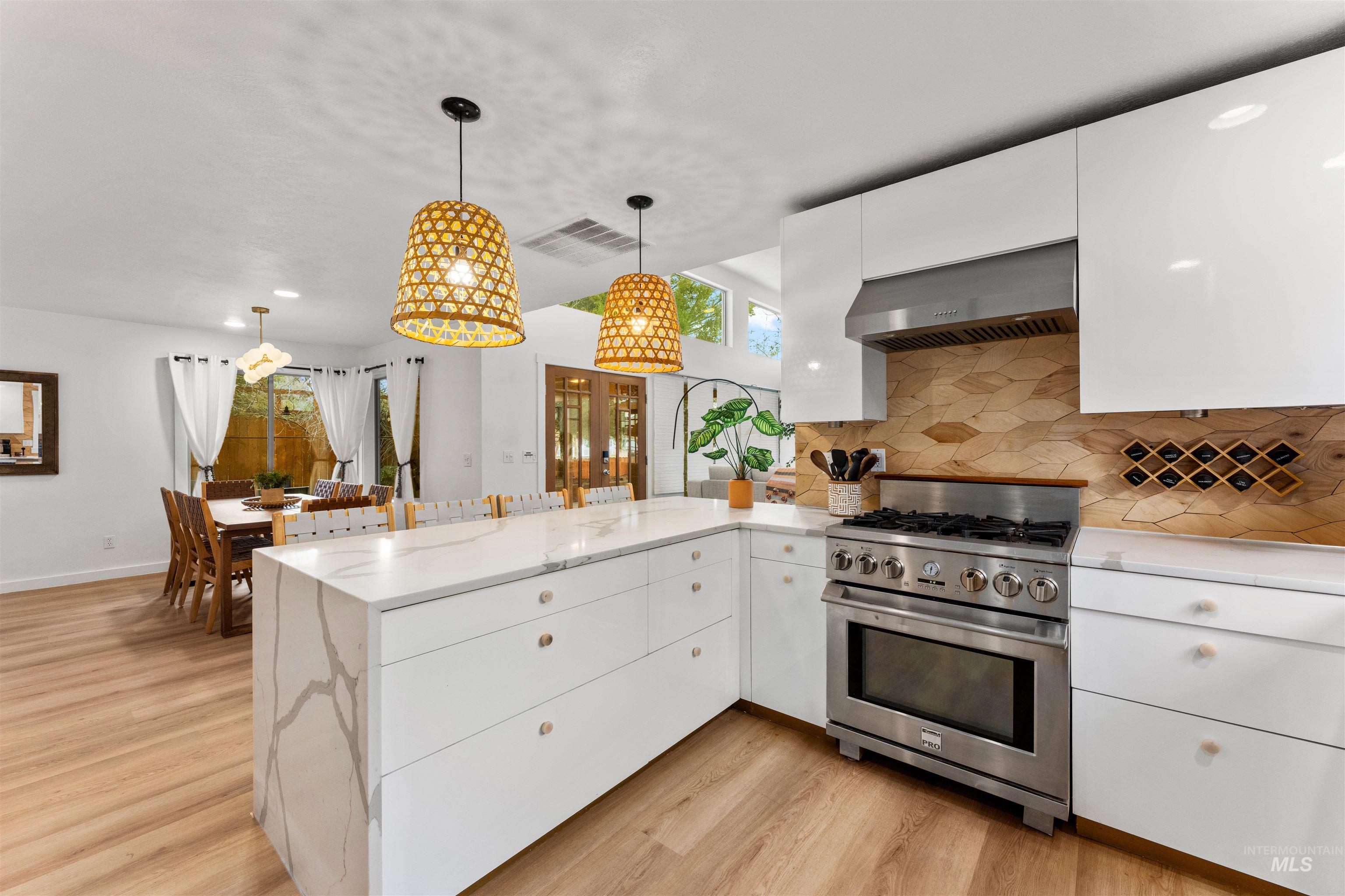 1526/1524 S Lincoln Ave, Boise, Idaho 83706, 5 Bedrooms, 4 Bathrooms, Residential For Sale, Price $1,199,000,MLS 98972516