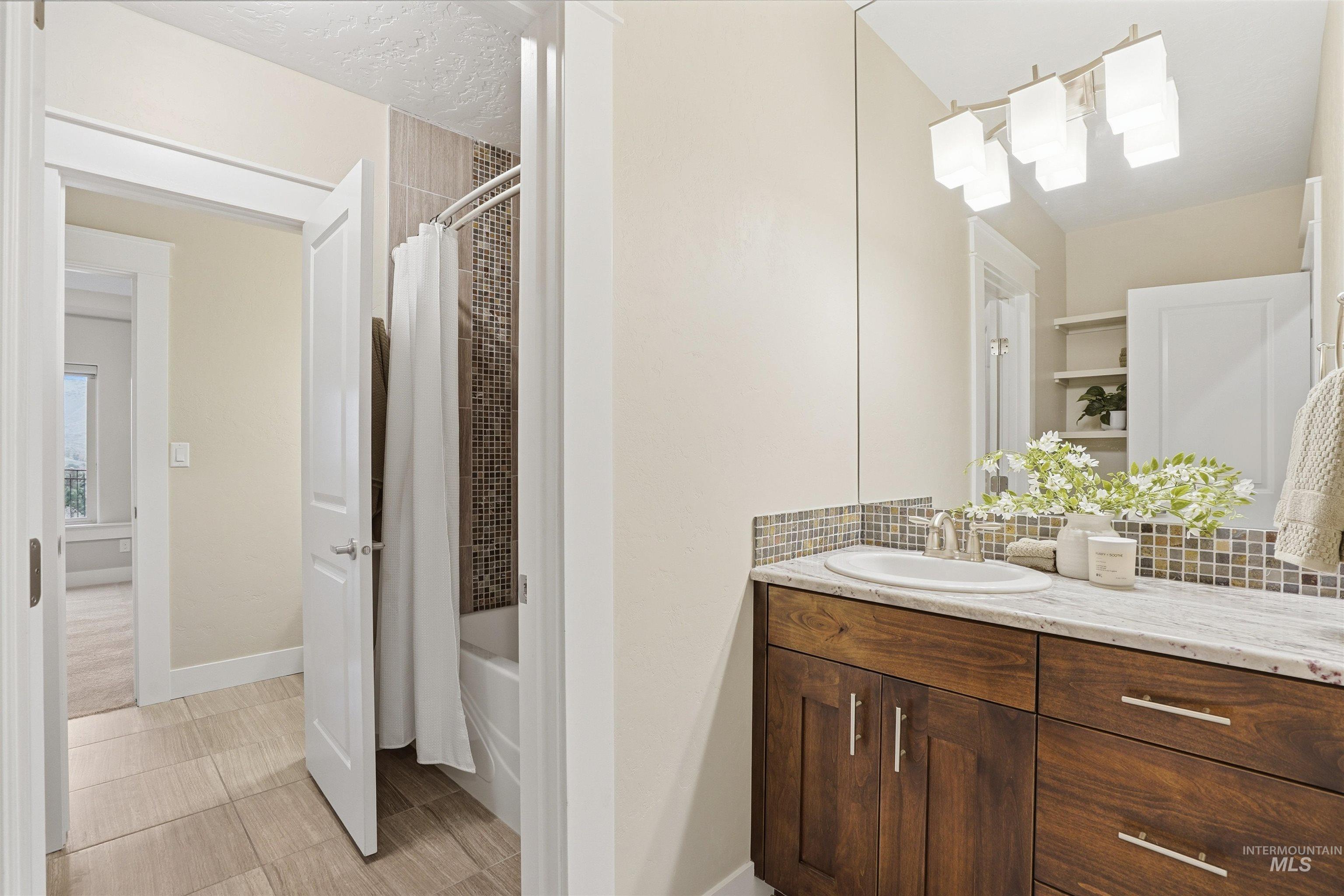 2272 W Winter Camp Dr, Boise, Idaho 83703, 5 Bedrooms, 3.5 Bathrooms, Residential For Sale, Price $1,285,000,MLS 98972517