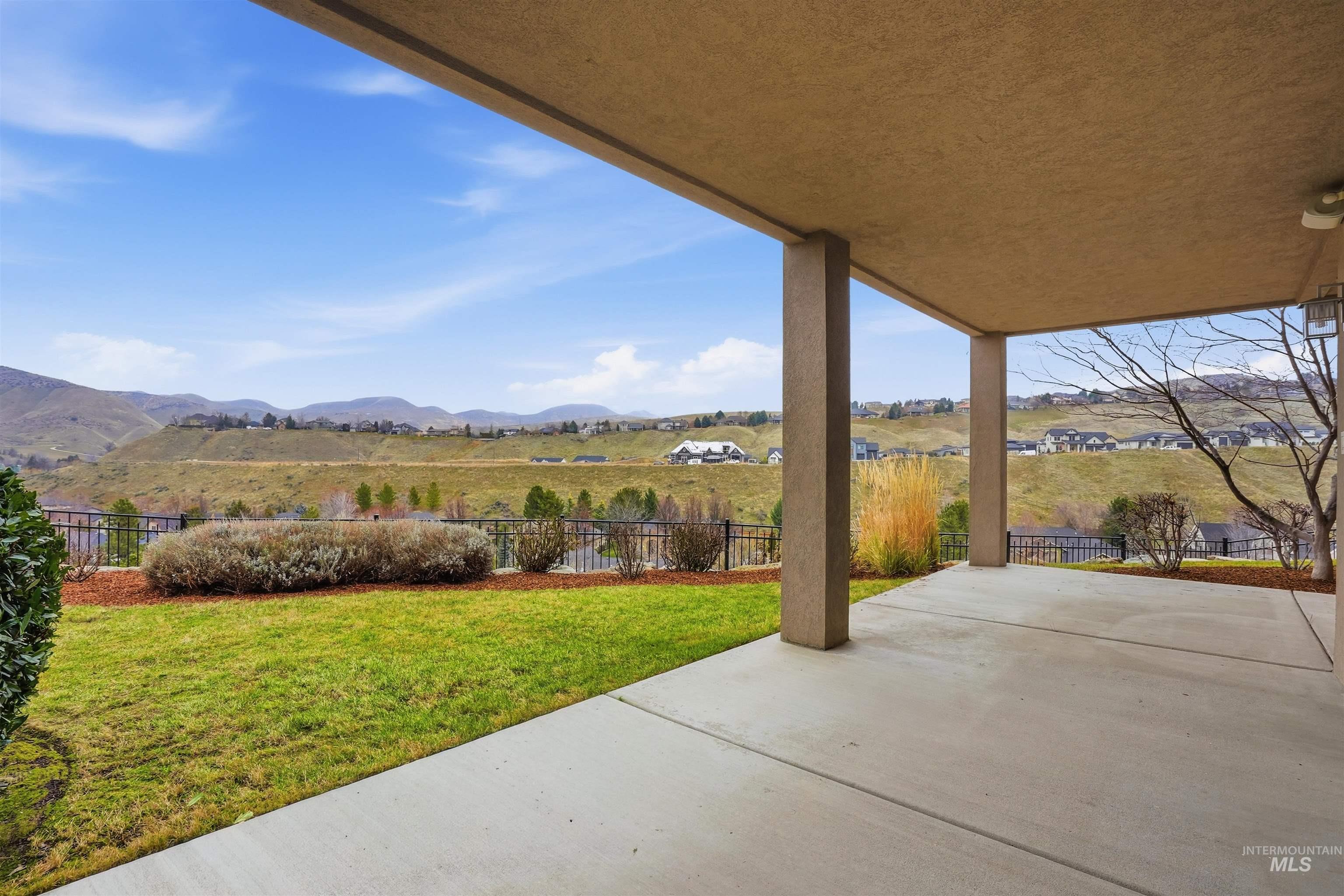 2272 W Winter Camp Dr, Boise, Idaho 83703, 5 Bedrooms, 3.5 Bathrooms, Residential For Sale, Price $1,285,000,MLS 98972517