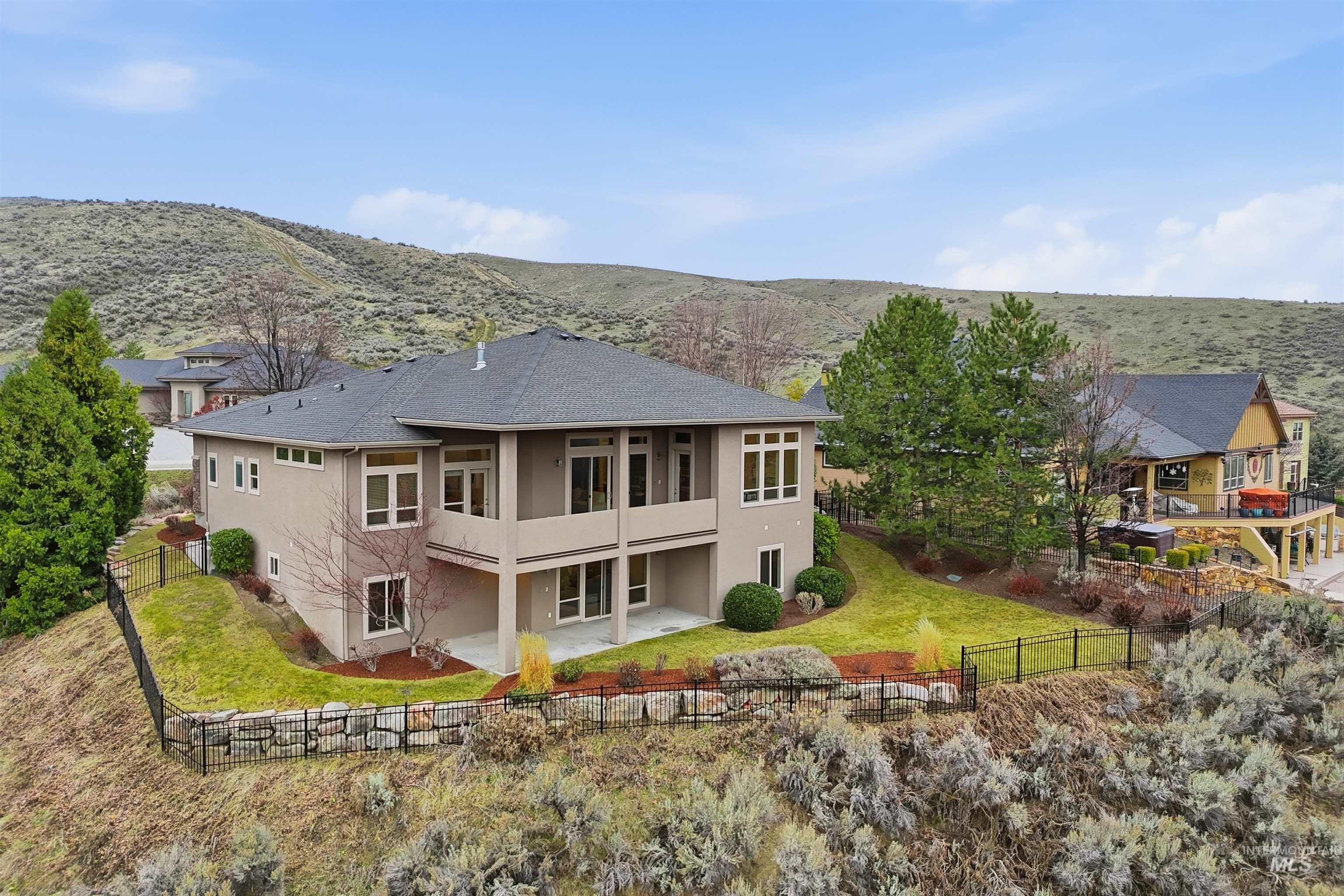2272 W Winter Camp Dr, Boise, Idaho 83703, 5 Bedrooms, 3.5 Bathrooms, Residential For Sale, Price $1,285,000,MLS 98972517