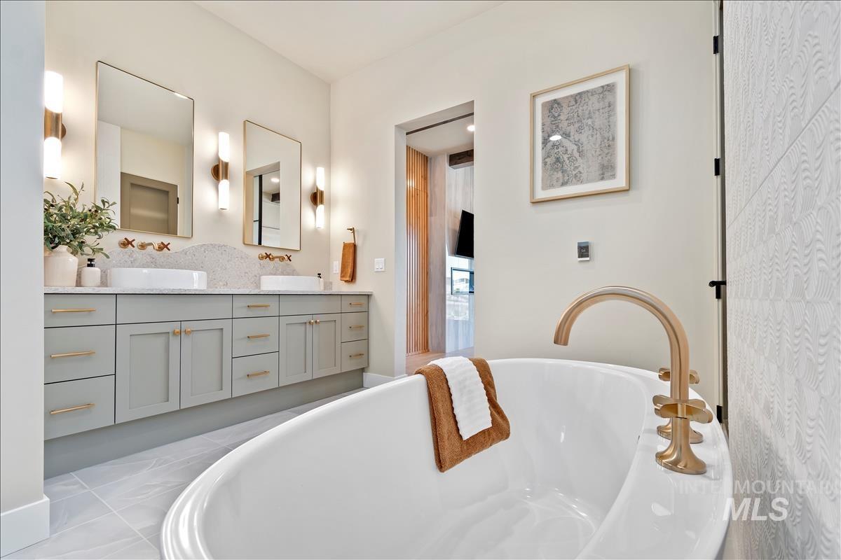 3491 N Templeton Way, Eagle, Idaho 83616, 5 Bedrooms, 5.5 Bathrooms, Residential For Sale, Price $2,395,000,MLS 98972520