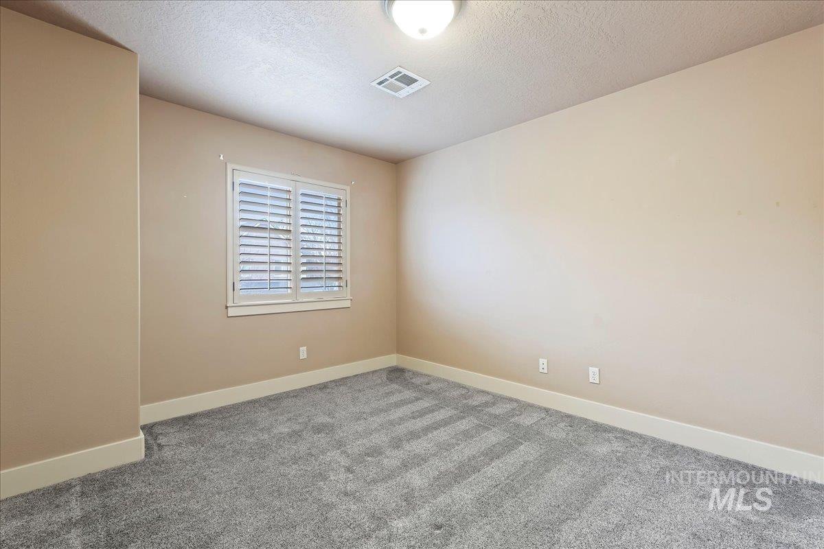 5076 N Alworth, Garden City, Idaho 83714, 3 Bedrooms, 2.5 Bathrooms, Residential For Sale, Price $425,000,MLS 98972521