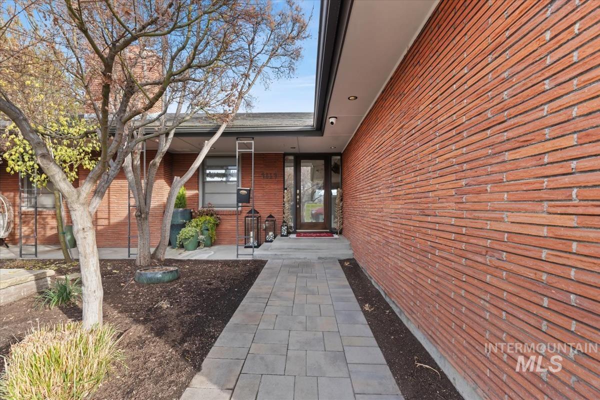 4814 W Roberts Rd, Boise, Idaho 83705, 5 Bedrooms, 4 Bathrooms, Residential For Sale, Price $1,799,900,MLS 98972522