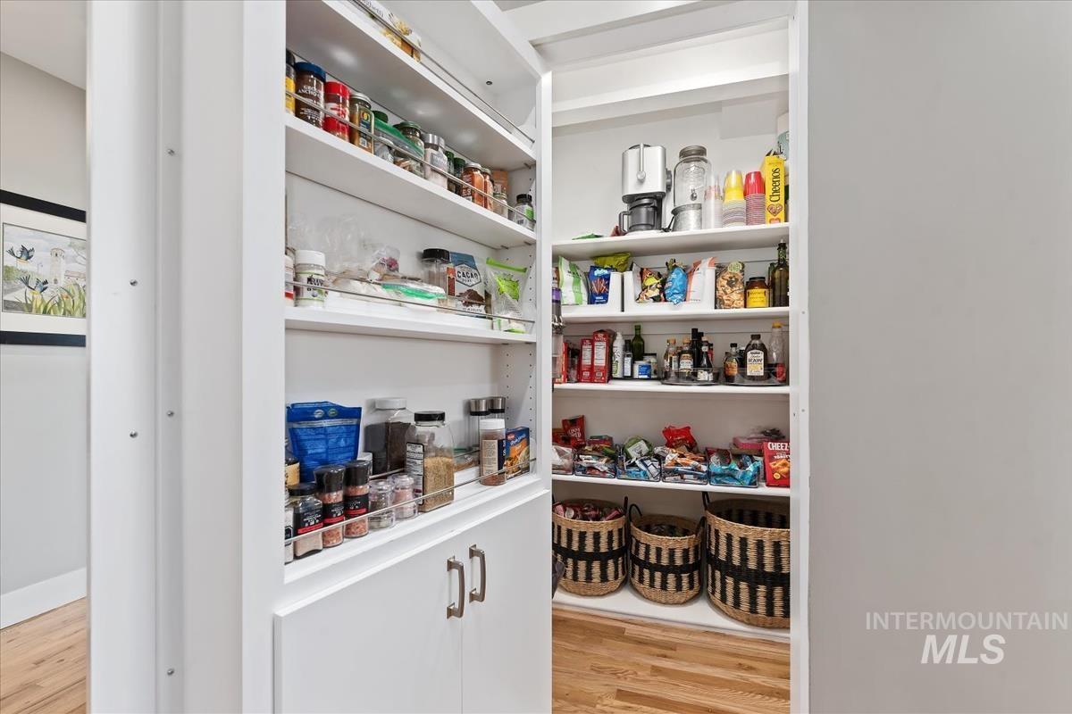 4814 W Roberts Rd, Boise, Idaho 83705, 5 Bedrooms, 4 Bathrooms, Residential For Sale, Price $1,699,000,MLS 98972522