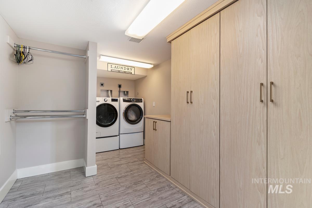 4814 W Roberts Rd, Boise, Idaho 83705, 5 Bedrooms, 4 Bathrooms, Residential For Sale, Price $1,699,900,MLS 98972522