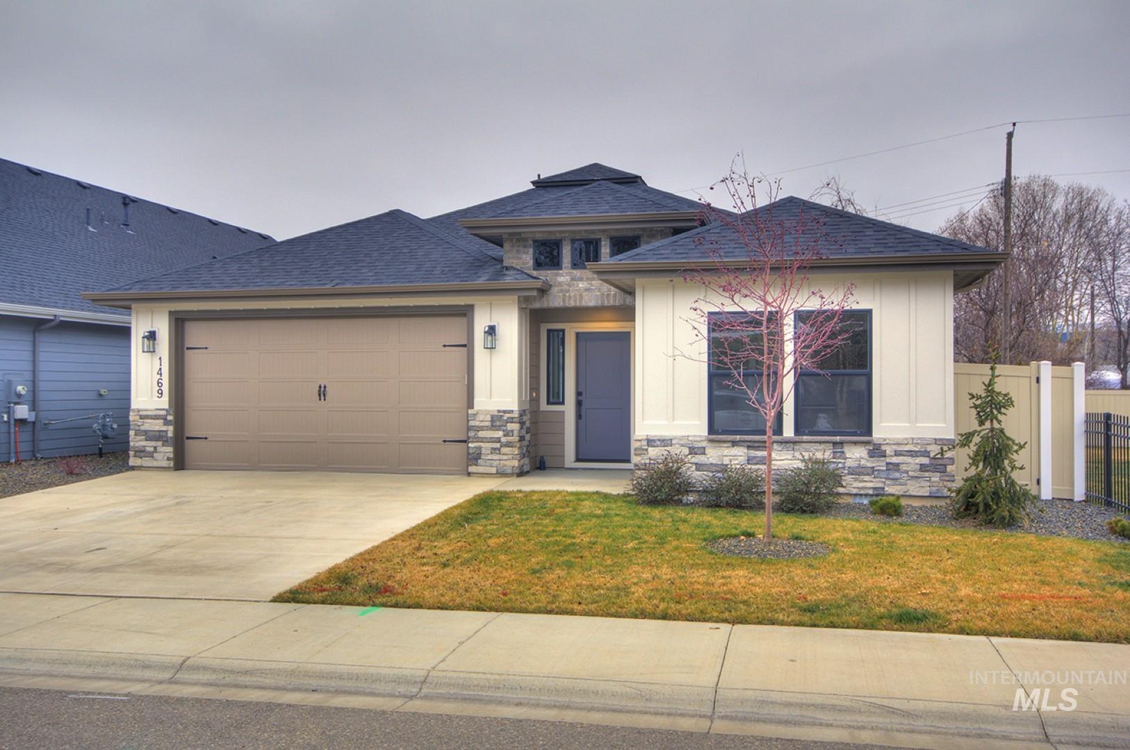 1469 N Parkshire Way, Meridian, Idaho 83642, 3 Bedrooms, 2 Bathrooms, Residential For Sale, Price $563,700,MLS 98972523