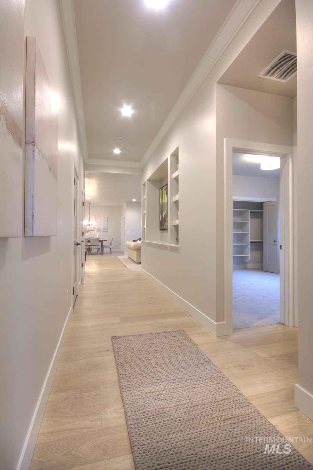 1469 N Parkshire Way, Meridian, Idaho 83642, 3 Bedrooms, 2 Bathrooms, Residential For Sale, Price $563,700,MLS 98972523