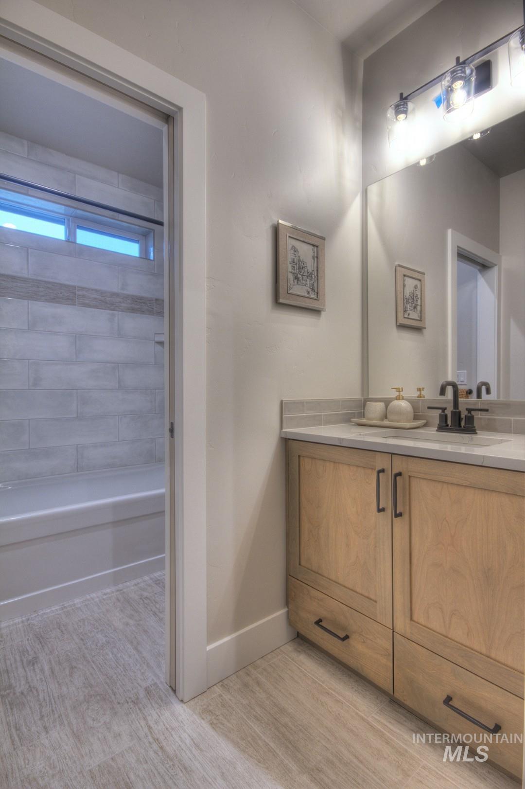 1469 N Parkshire Way, Meridian, Idaho 83642, 3 Bedrooms, 2 Bathrooms, Residential For Sale, Price $563,700,MLS 98972523