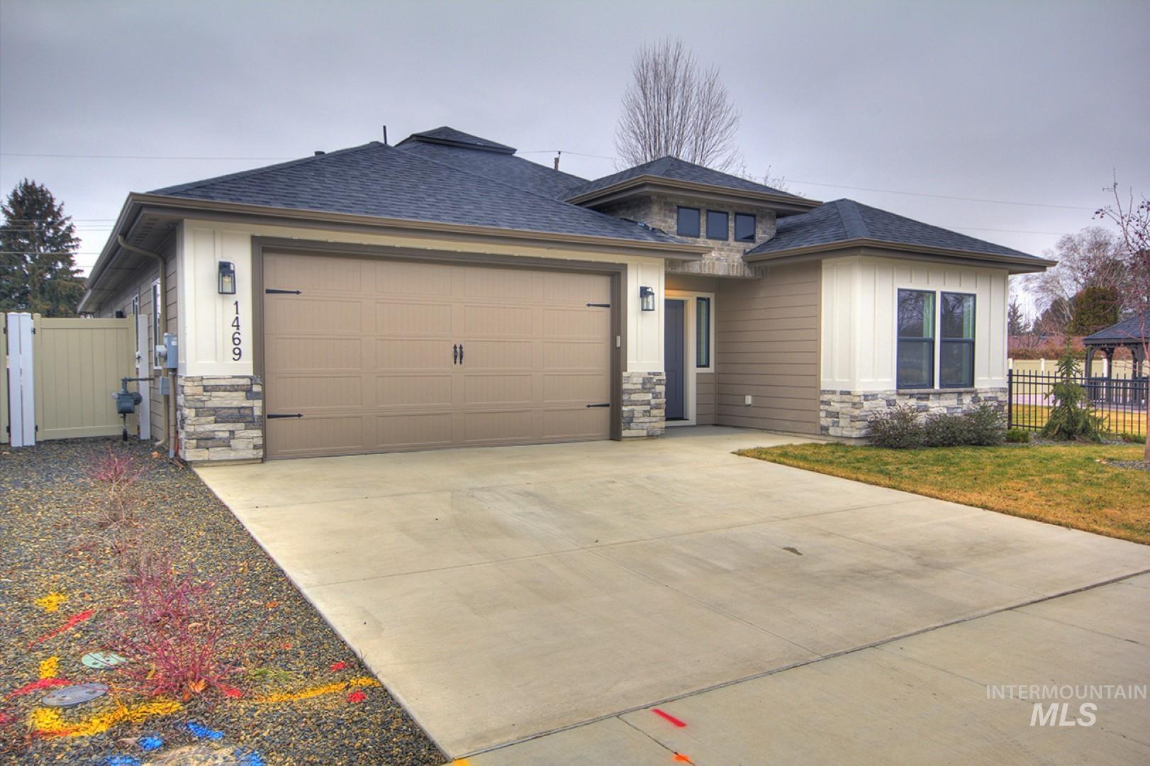1469 N Parkshire Way, Meridian, Idaho 83642, 3 Bedrooms, 2 Bathrooms, Residential For Sale, Price $563,700,MLS 98972523