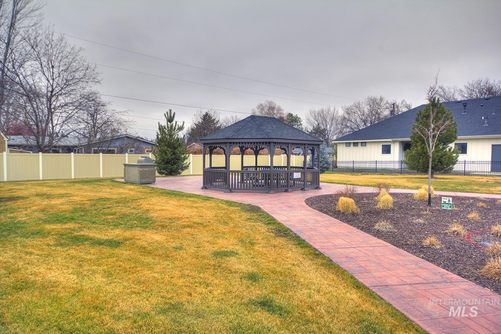 1469 N Parkshire Way, Meridian, Idaho 83642, 3 Bedrooms, 2 Bathrooms, Residential For Sale, Price $563,700,MLS 98972523