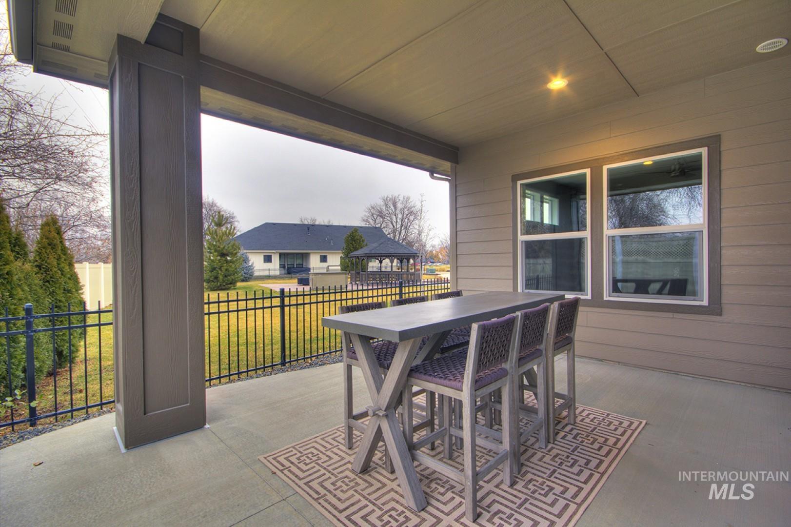 1469 N Parkshire Way, Meridian, Idaho 83642, 3 Bedrooms, 2 Bathrooms, Residential For Sale, Price $563,700,MLS 98972523