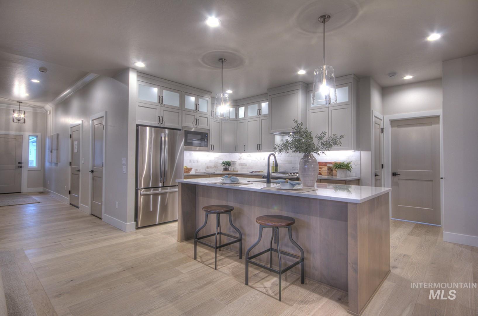 1469 N Parkshire Way, Meridian, Idaho 83642, 3 Bedrooms, 2 Bathrooms, Residential For Sale, Price $563,700,MLS 98972523