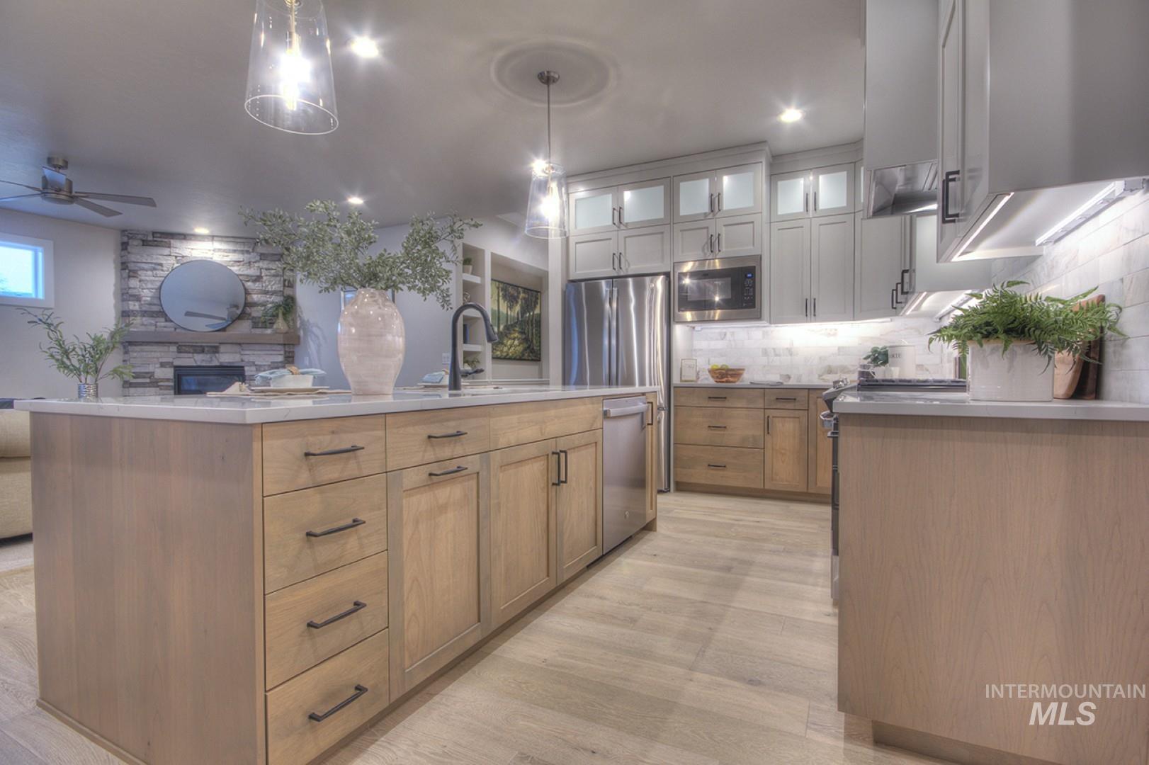 1469 N Parkshire Way, Meridian, Idaho 83642, 3 Bedrooms, 2 Bathrooms, Residential For Sale, Price $563,700,MLS 98972523