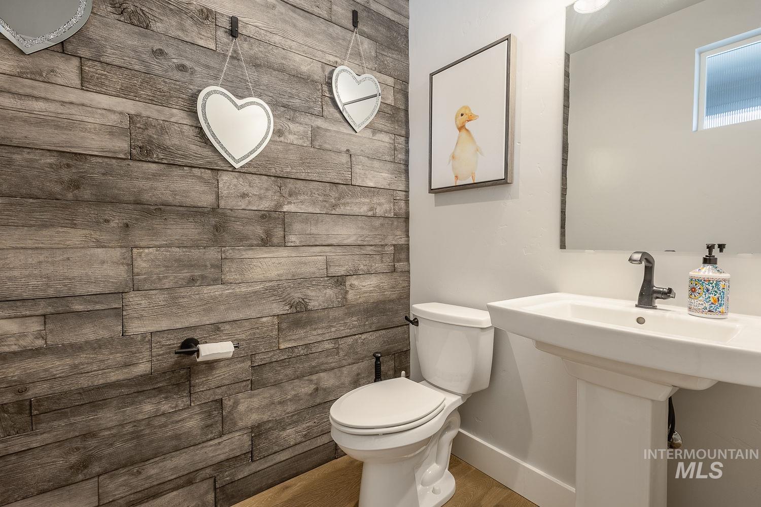 3321 S Hopes Well Way, Boise, Idaho 83716, 3 Bedrooms, 2.5 Bathrooms, Residential For Sale, Price $675,000,MLS 98972524