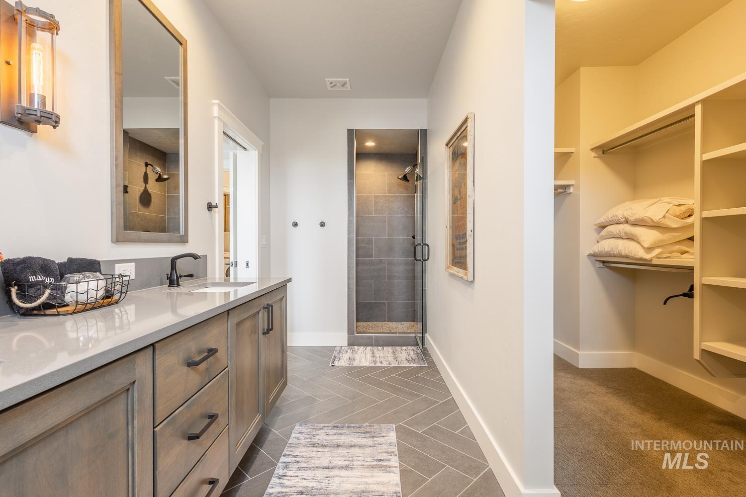 3321 S Hopes Well Way, Boise, Idaho 83716, 3 Bedrooms, 2.5 Bathrooms, Residential For Sale, Price $675,000,MLS 98972524