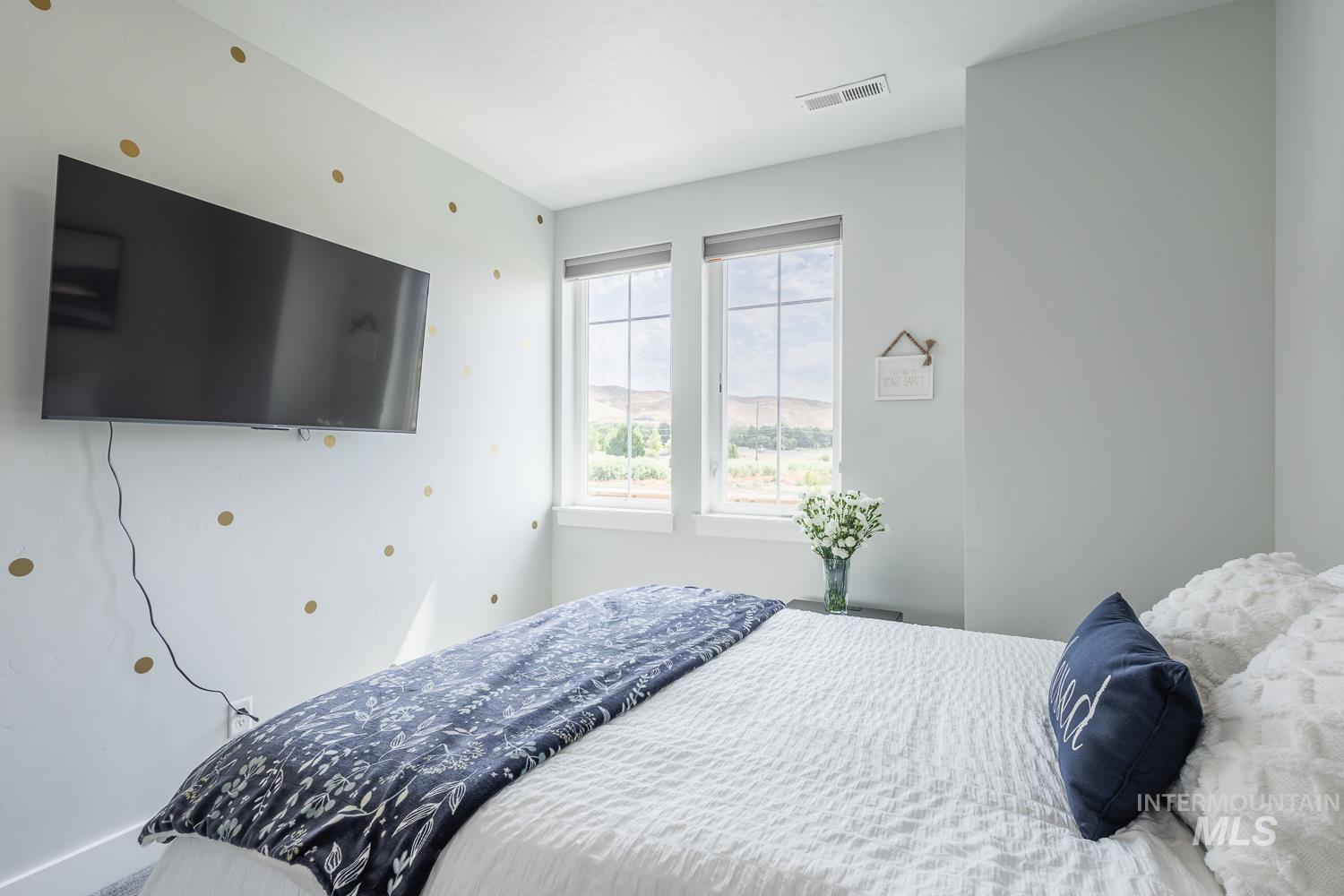 3321 S Hopes Well Way, Boise, Idaho 83716, 3 Bedrooms, 2.5 Bathrooms, Residential For Sale, Price $675,000,MLS 98972524