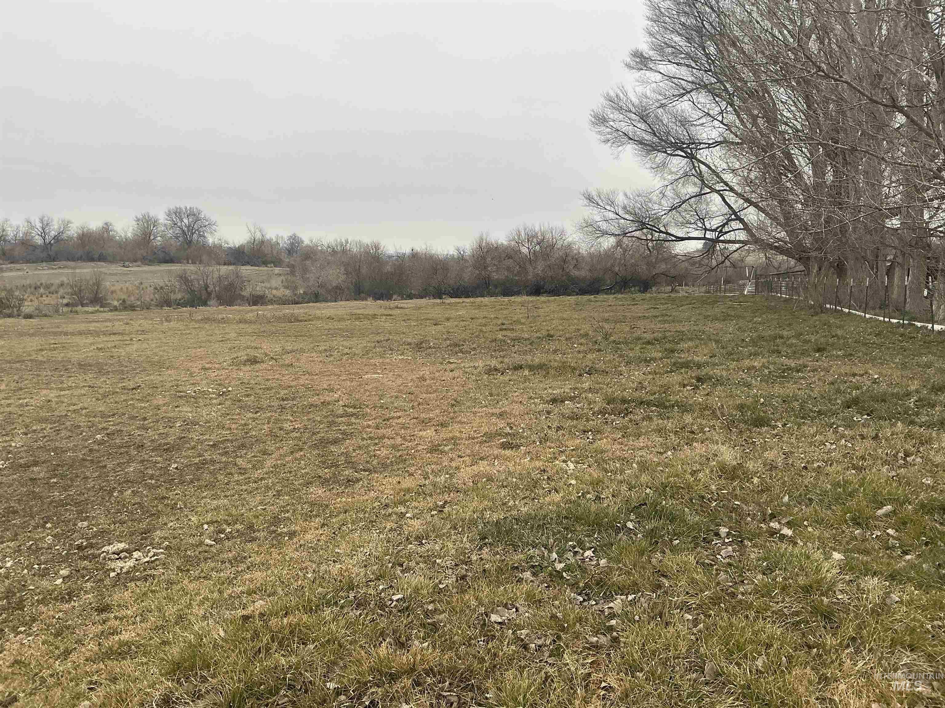 TBD 2925 S 1050 TBD 2925 S 1050 E, Hagerman, Idaho 83332, Land For Sale, Price $500,000,MLS 98972525